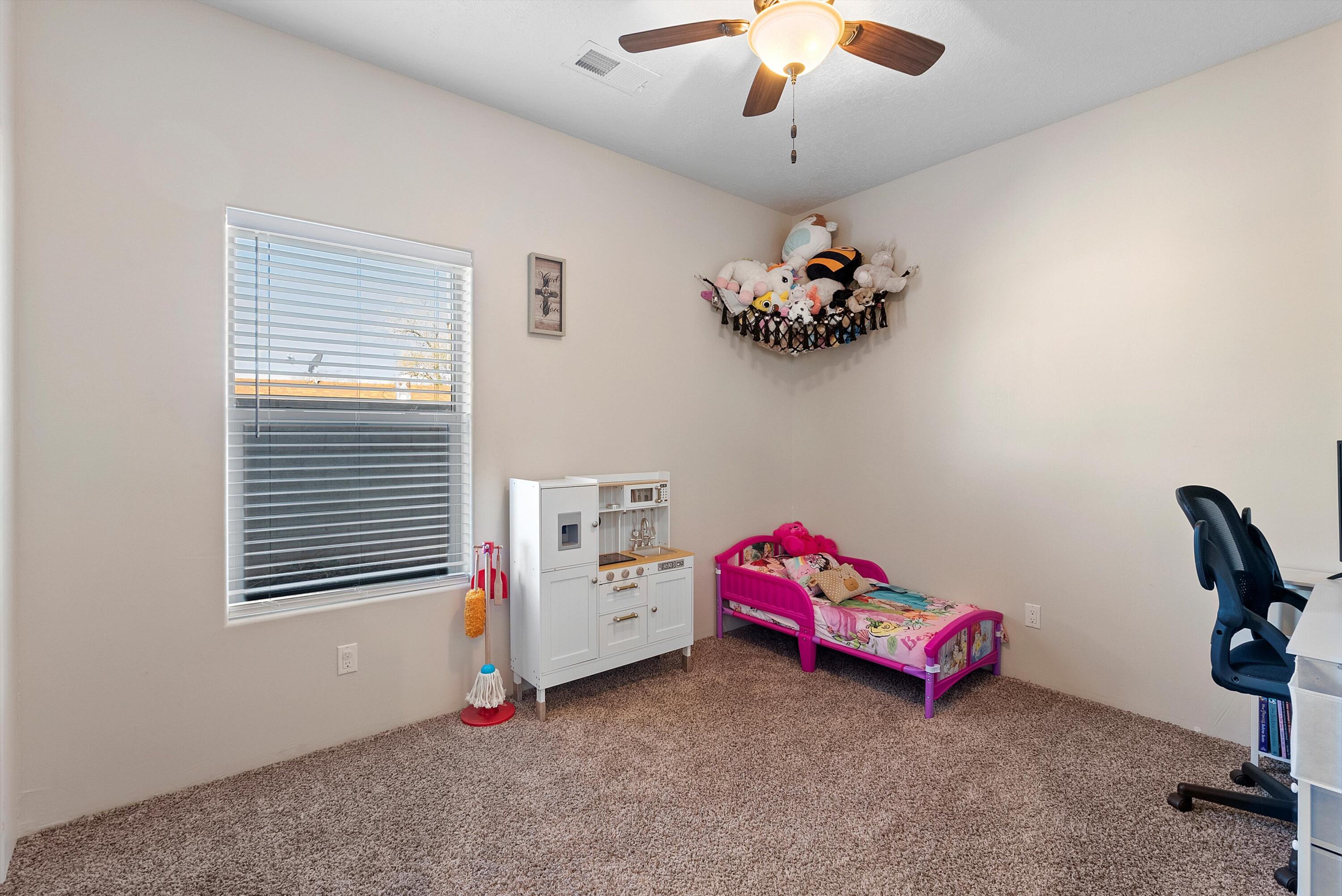 321 CORONADO Lane NE