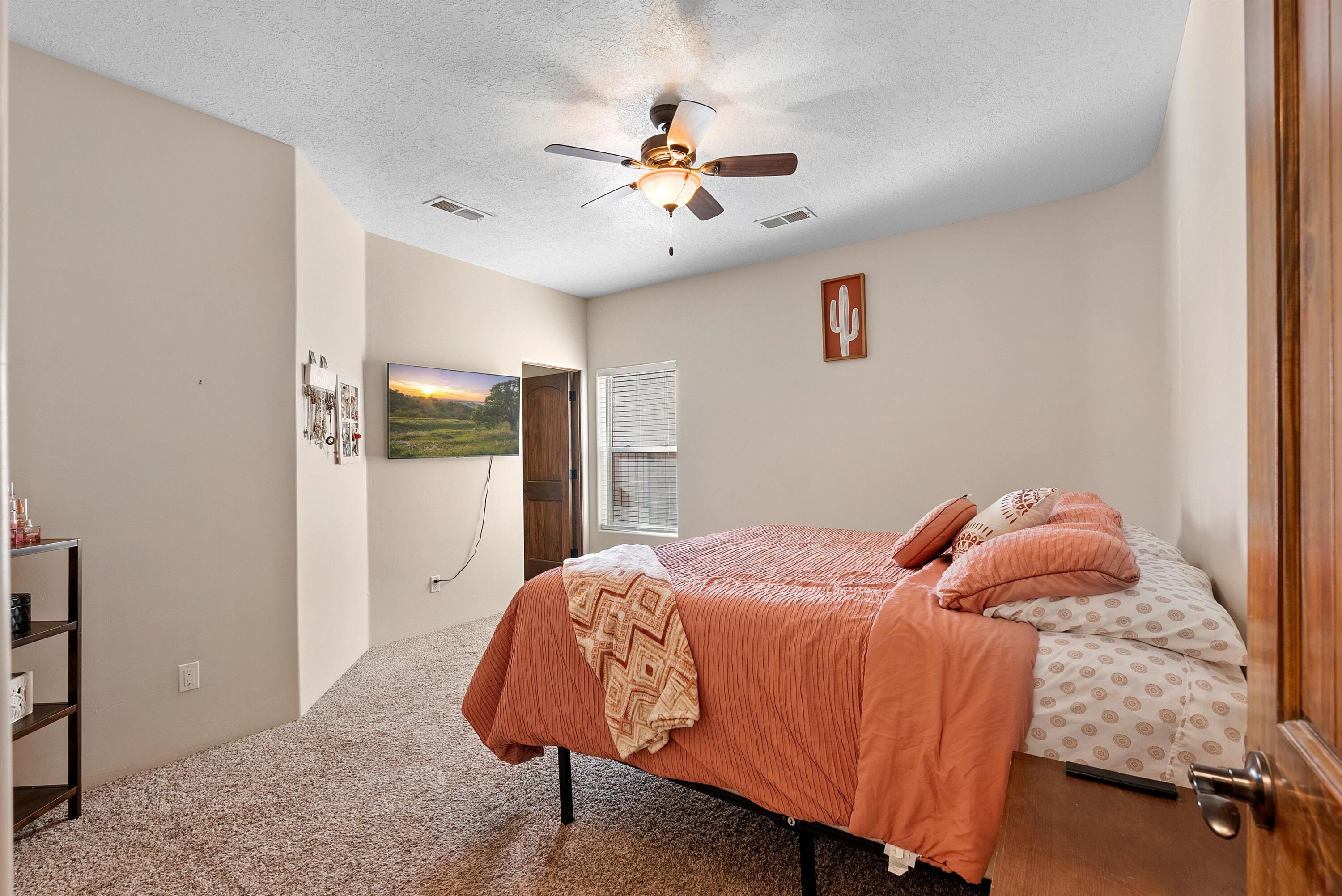 321 CORONADO Lane NE