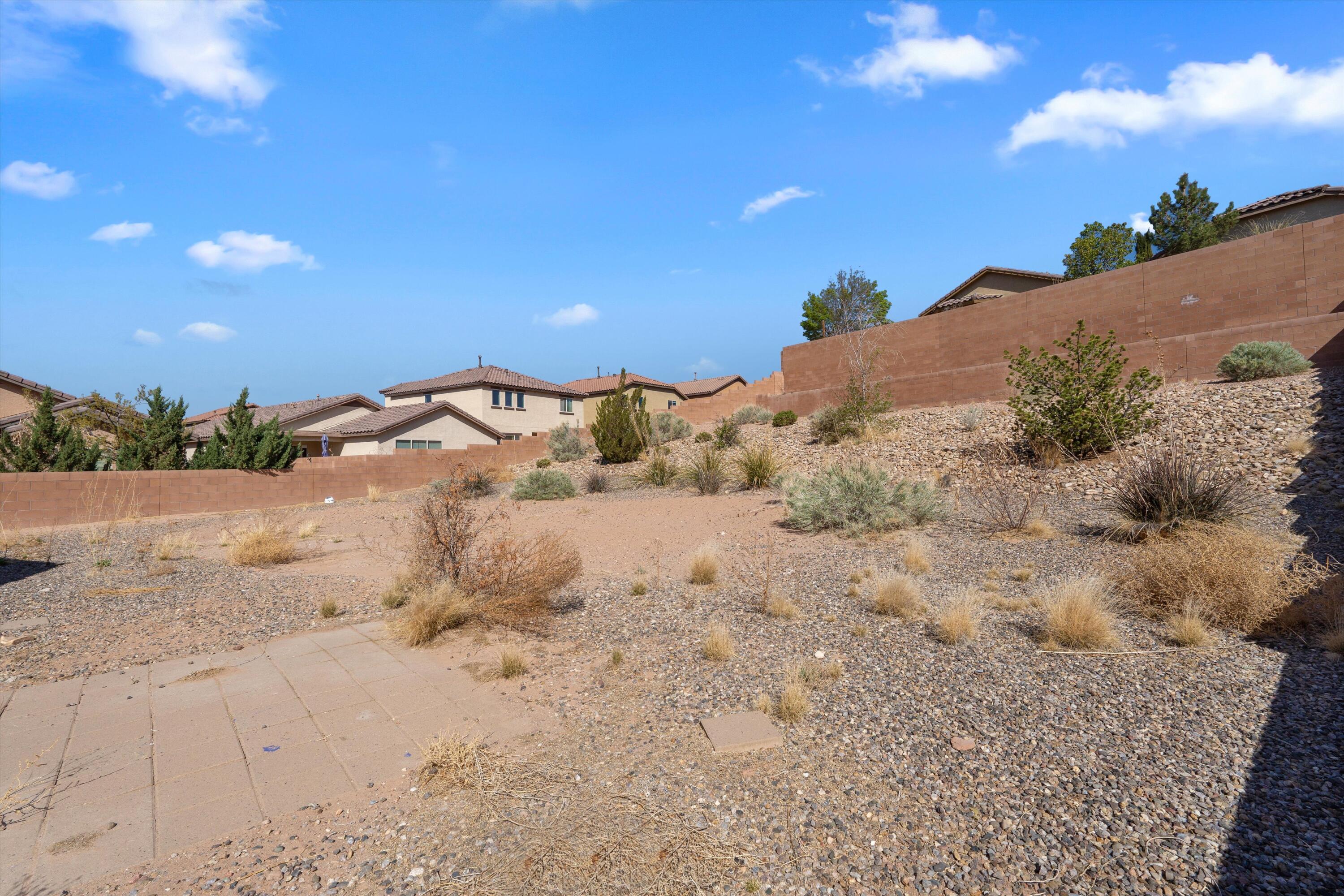 4012 LOMA ALTA Road NE