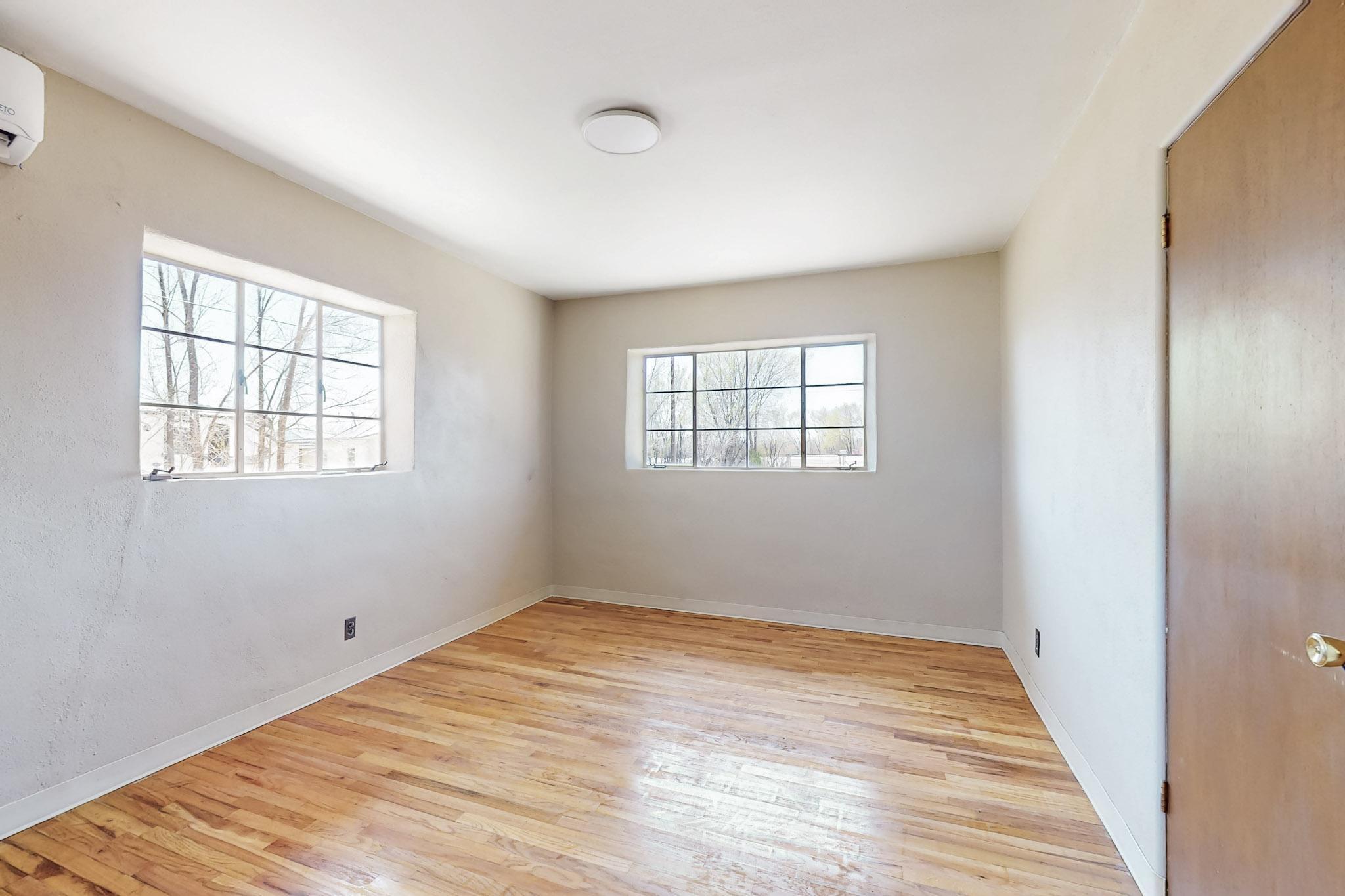 21 Bouquet Lane
