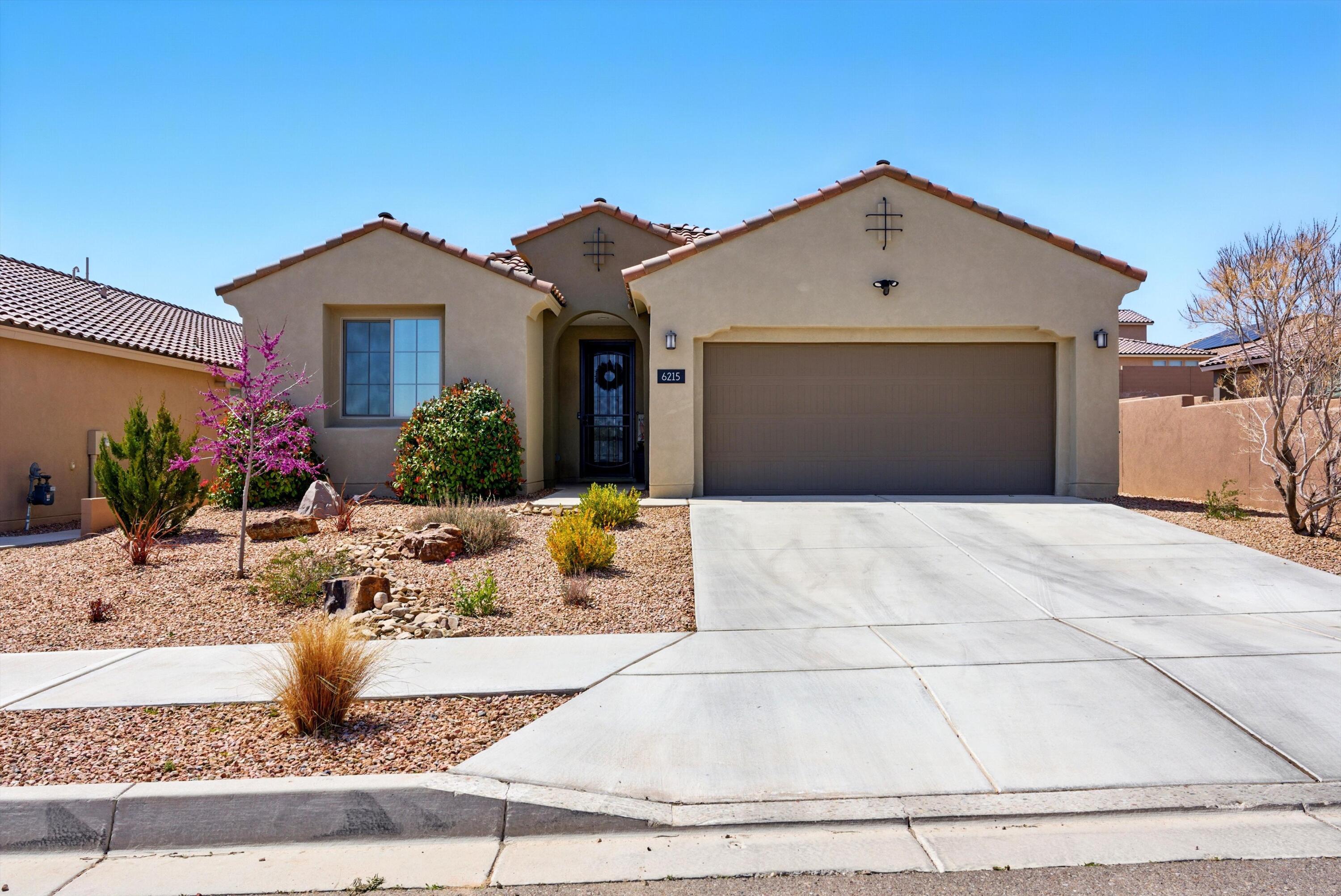 6215 BRYCE CANYON Lane NE
