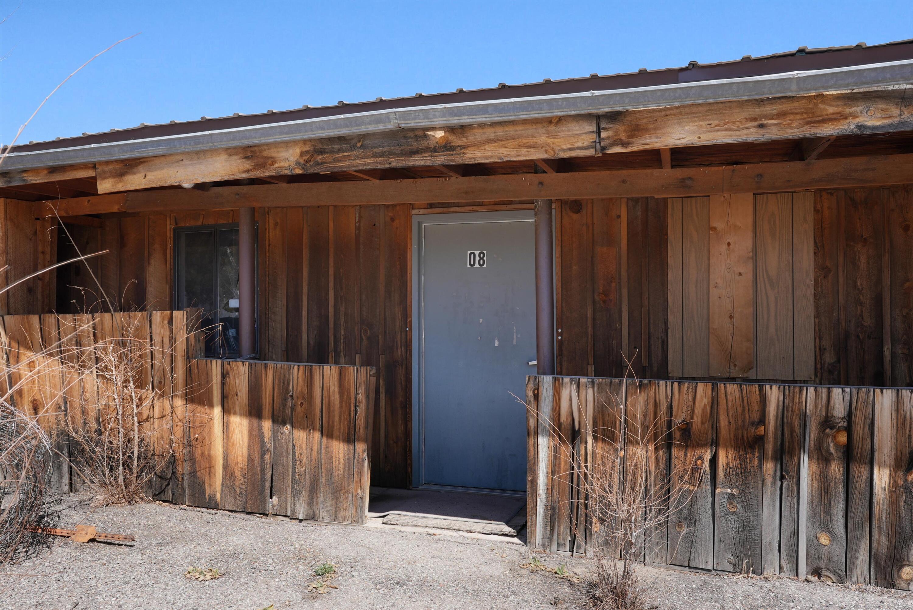 8 PONDEROSA Street