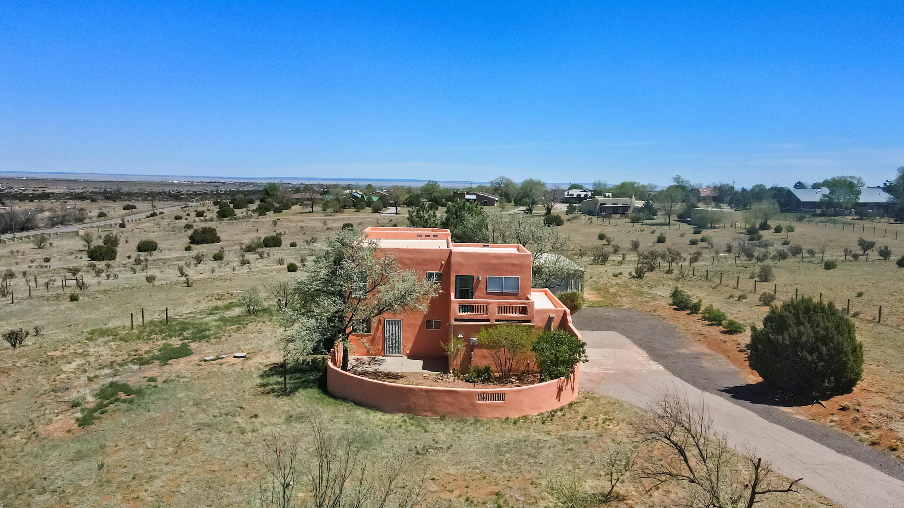 4 Tierra Del Sol Road