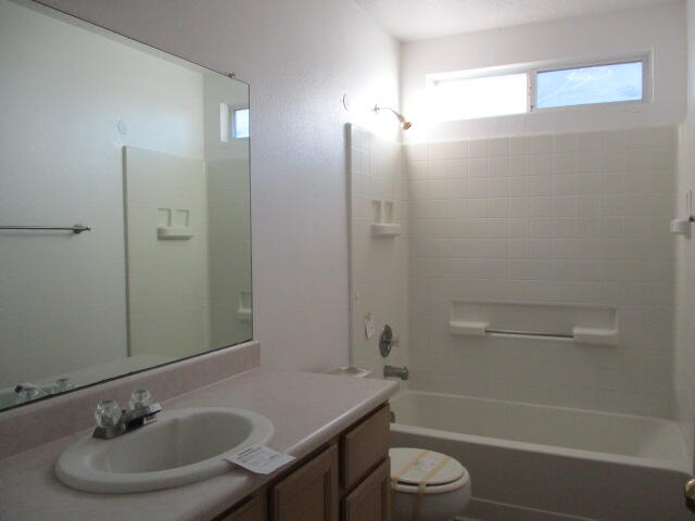 1600 SILENT MEADOWS Place SW