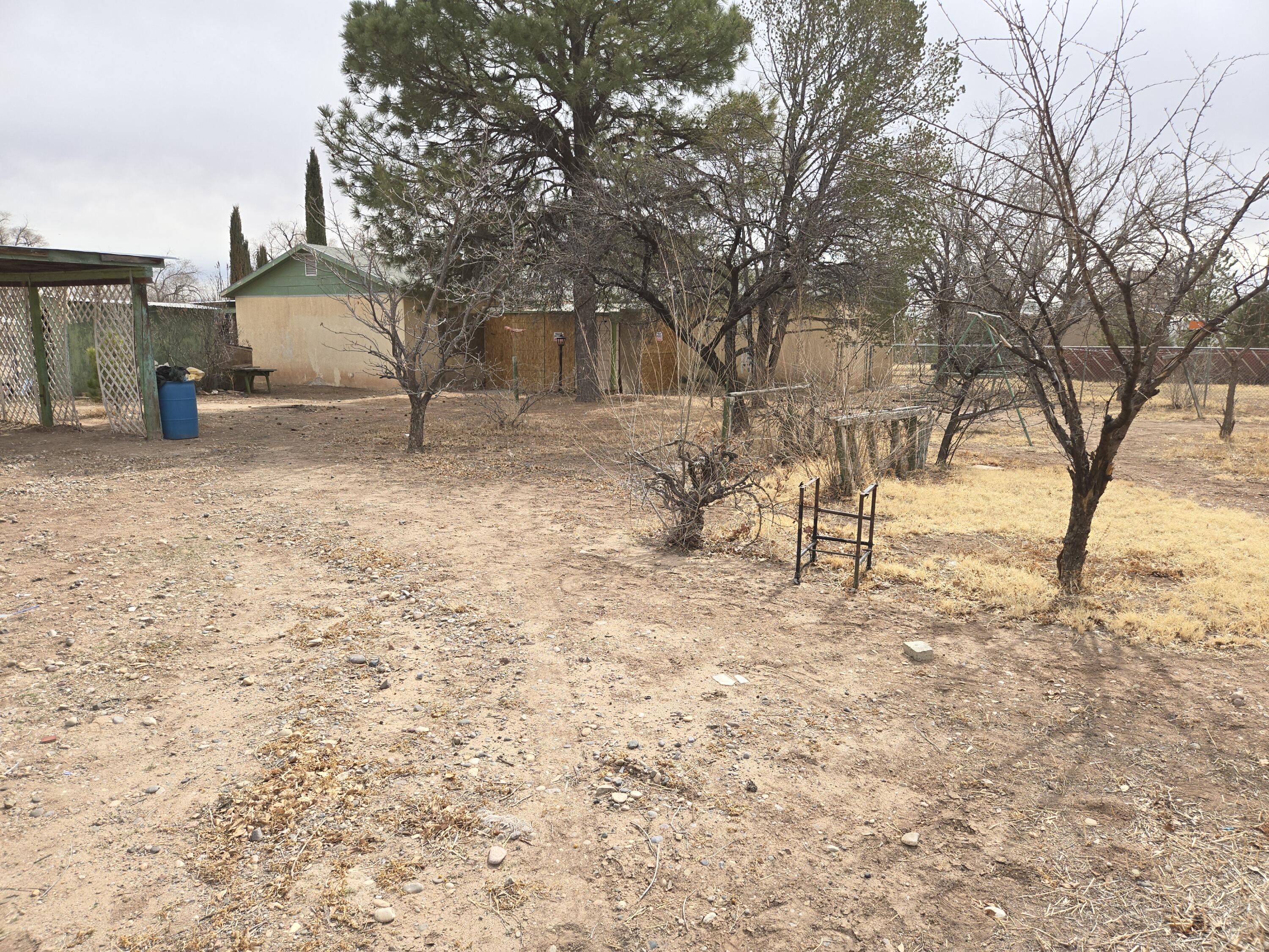 3021 LA LOMA Road SW