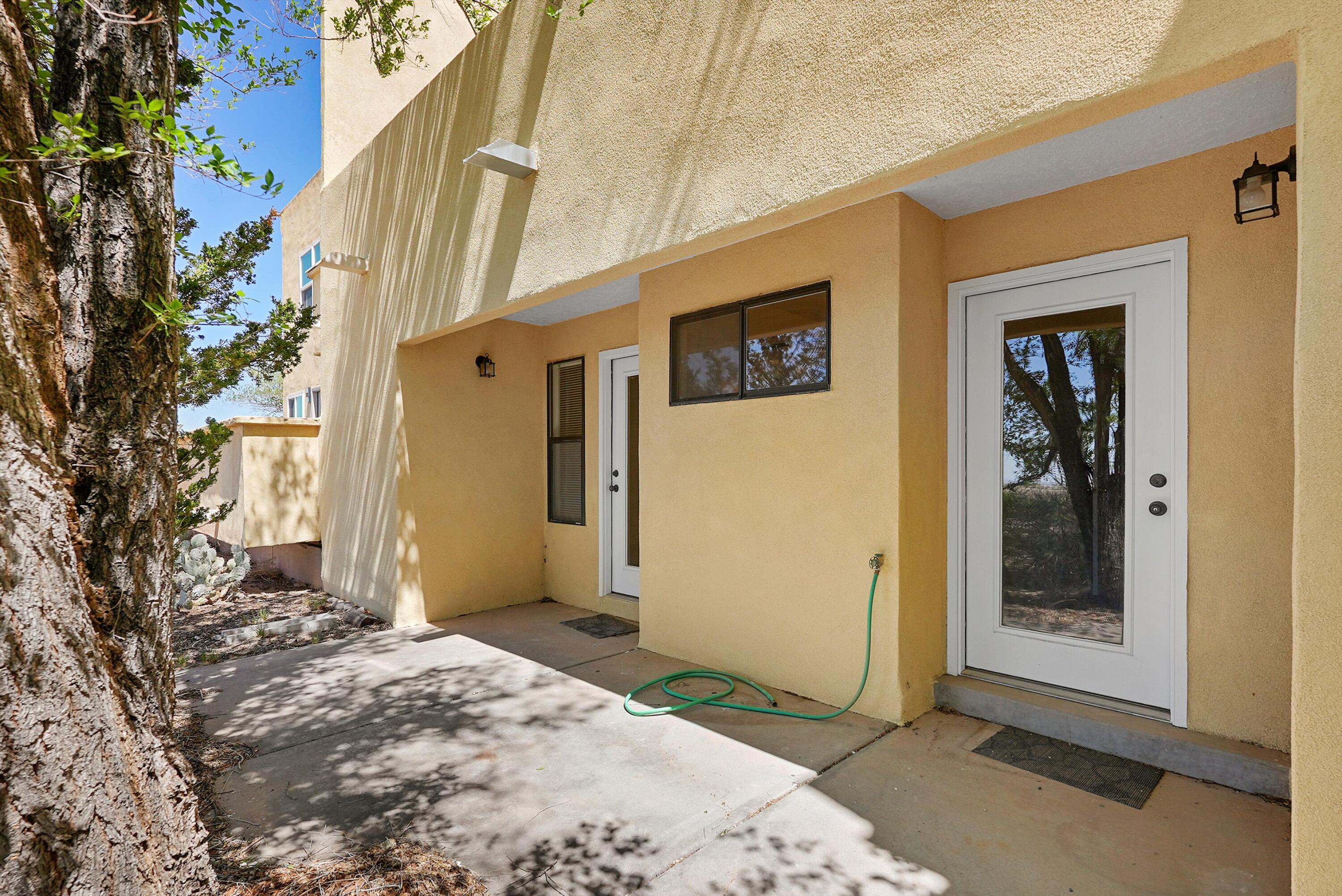 529 PINON CREEK Road SE