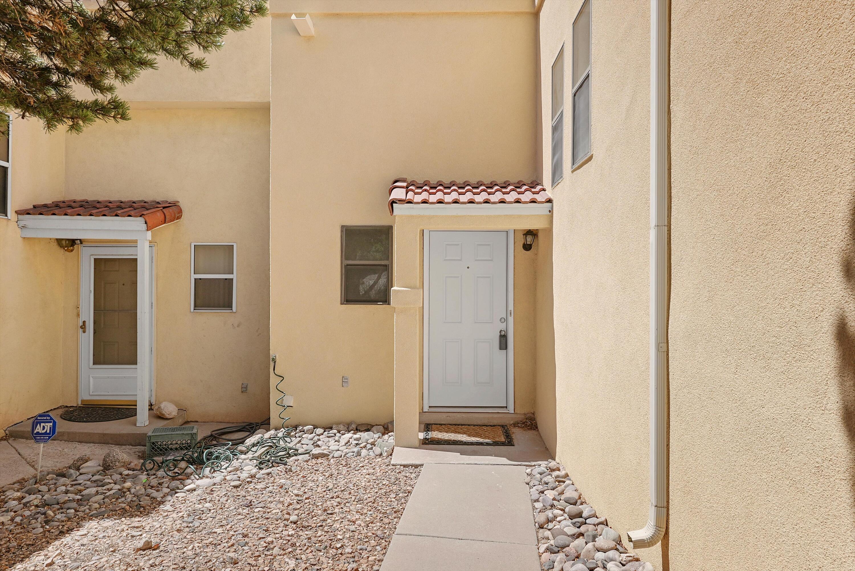 529 PINON CREEK Road SE
