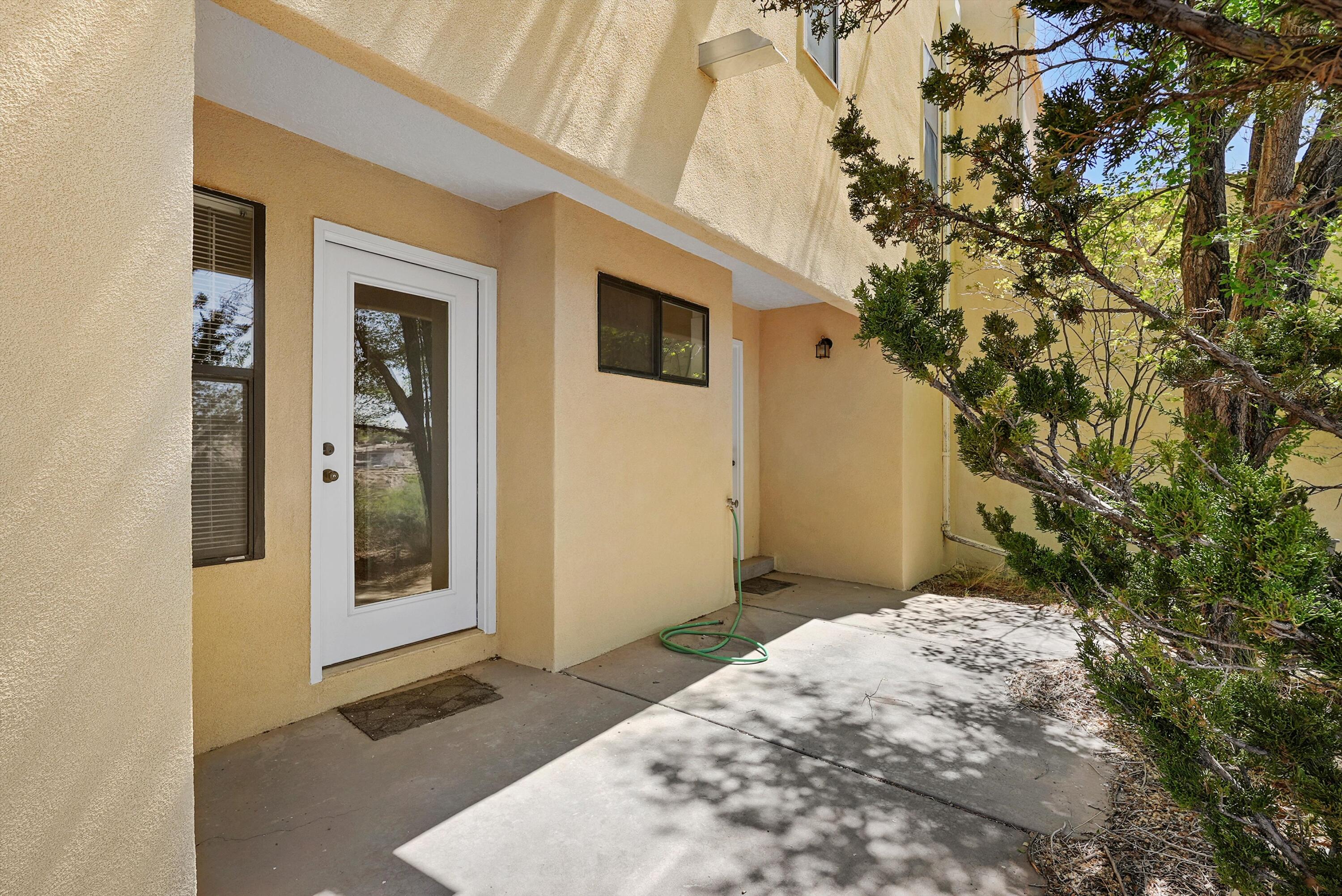 529 PINON CREEK Road SE