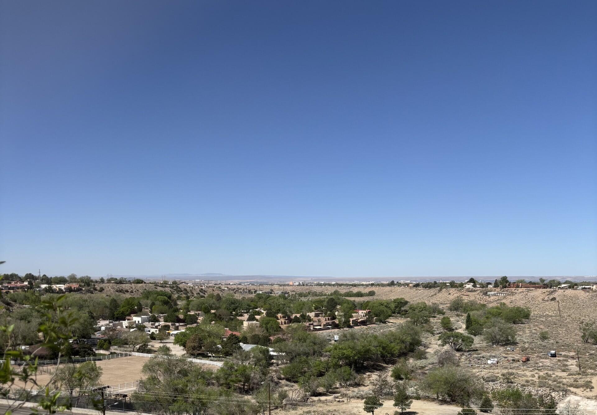 529 PINON CREEK Road SE