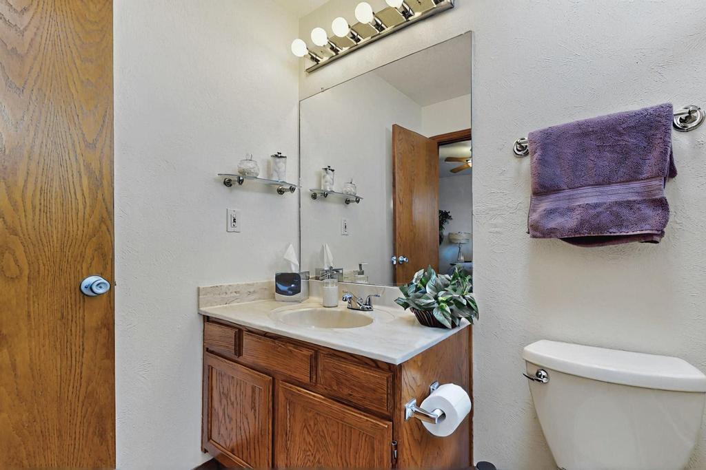 2805 MIRTO Street NE