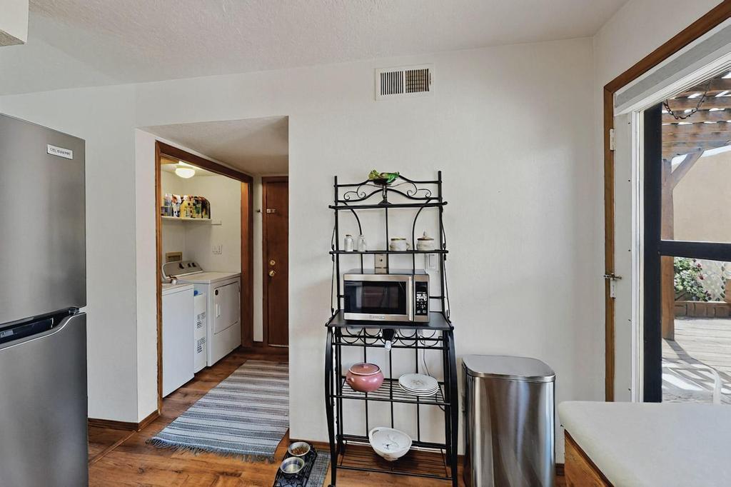 2805 MIRTO Street NE