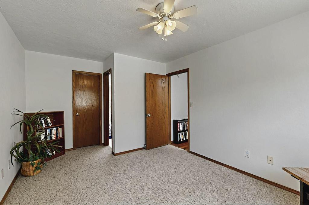 2805 MIRTO Street NE