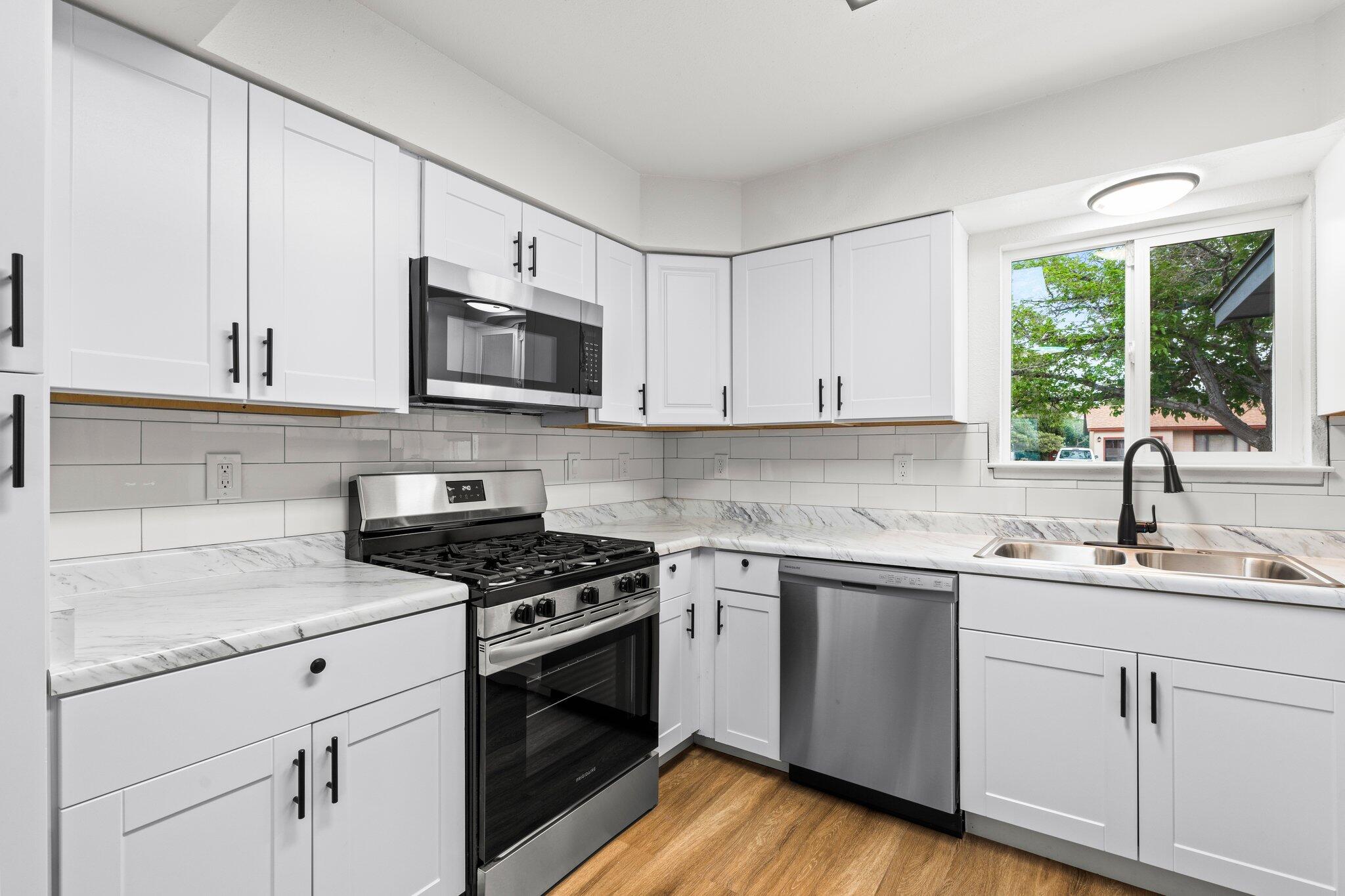 14209 MEL SMITH Road NE