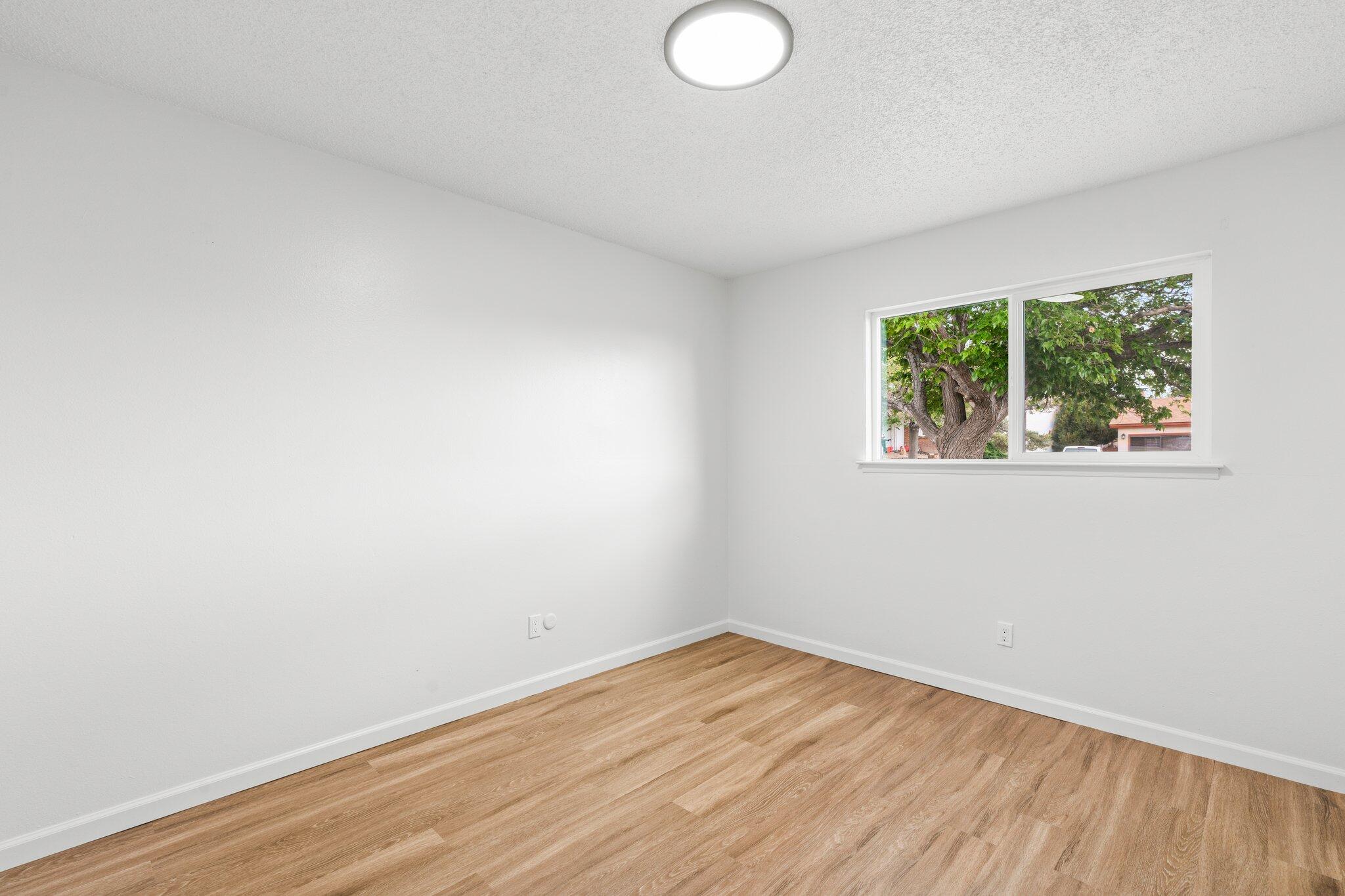 14209 MEL SMITH Road NE