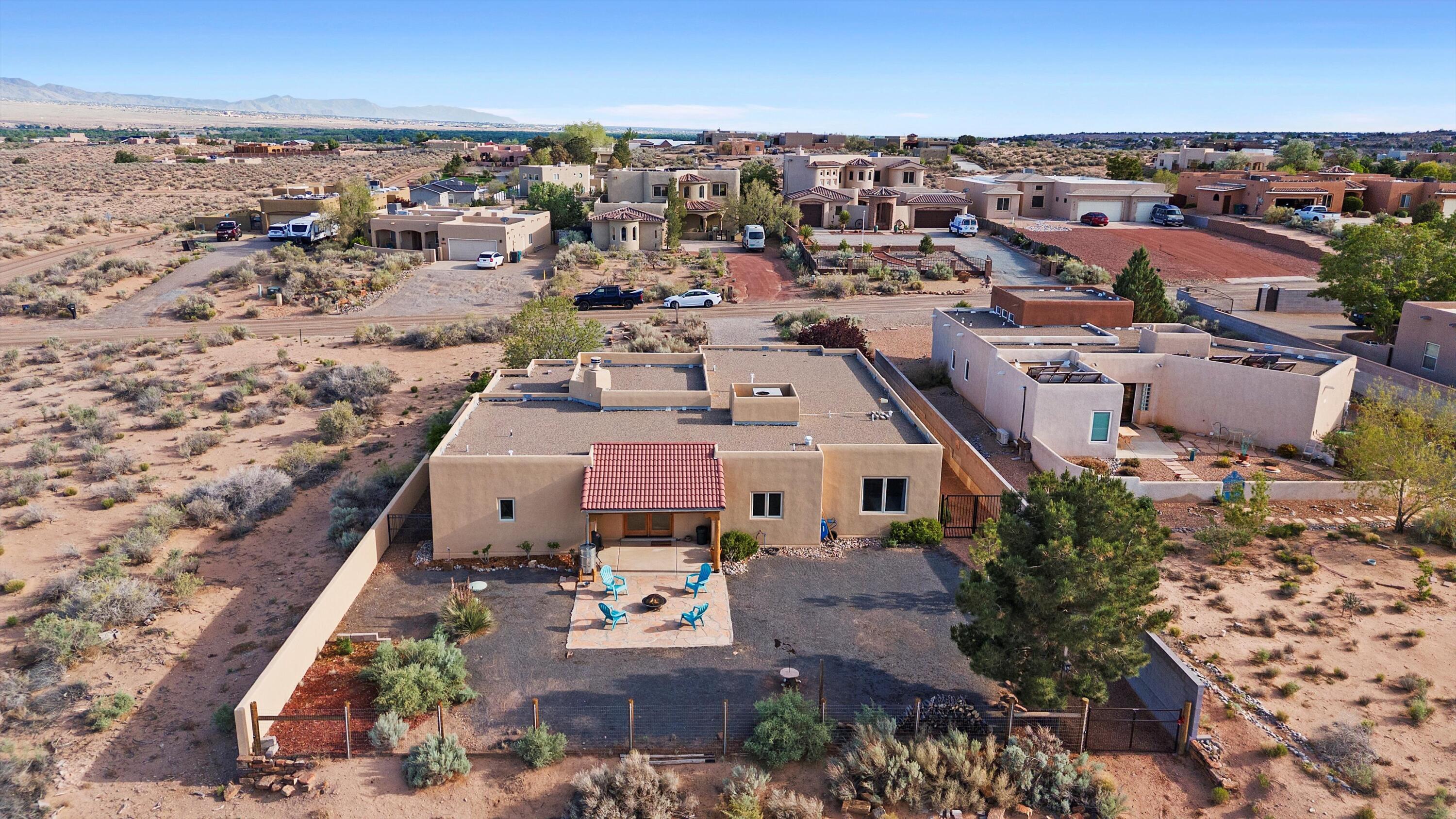 6119 LA PAZ Road NE
