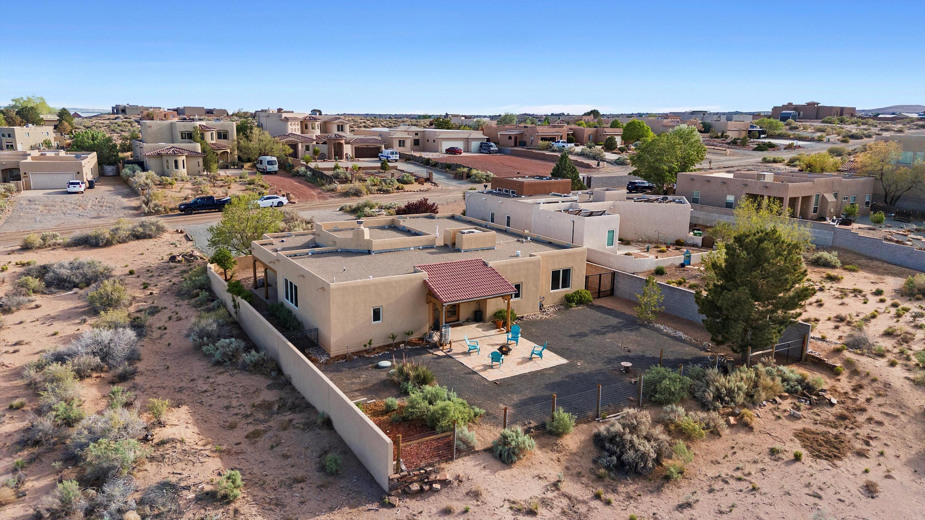 6119 LA PAZ Road NE