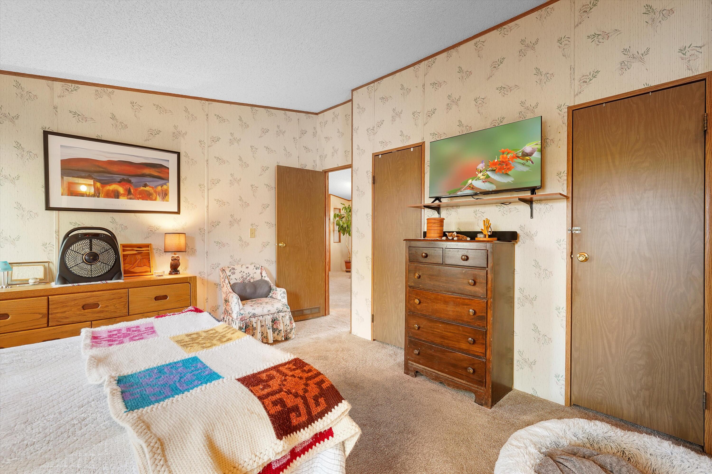 945 SAN ILDEFONSO Road 32