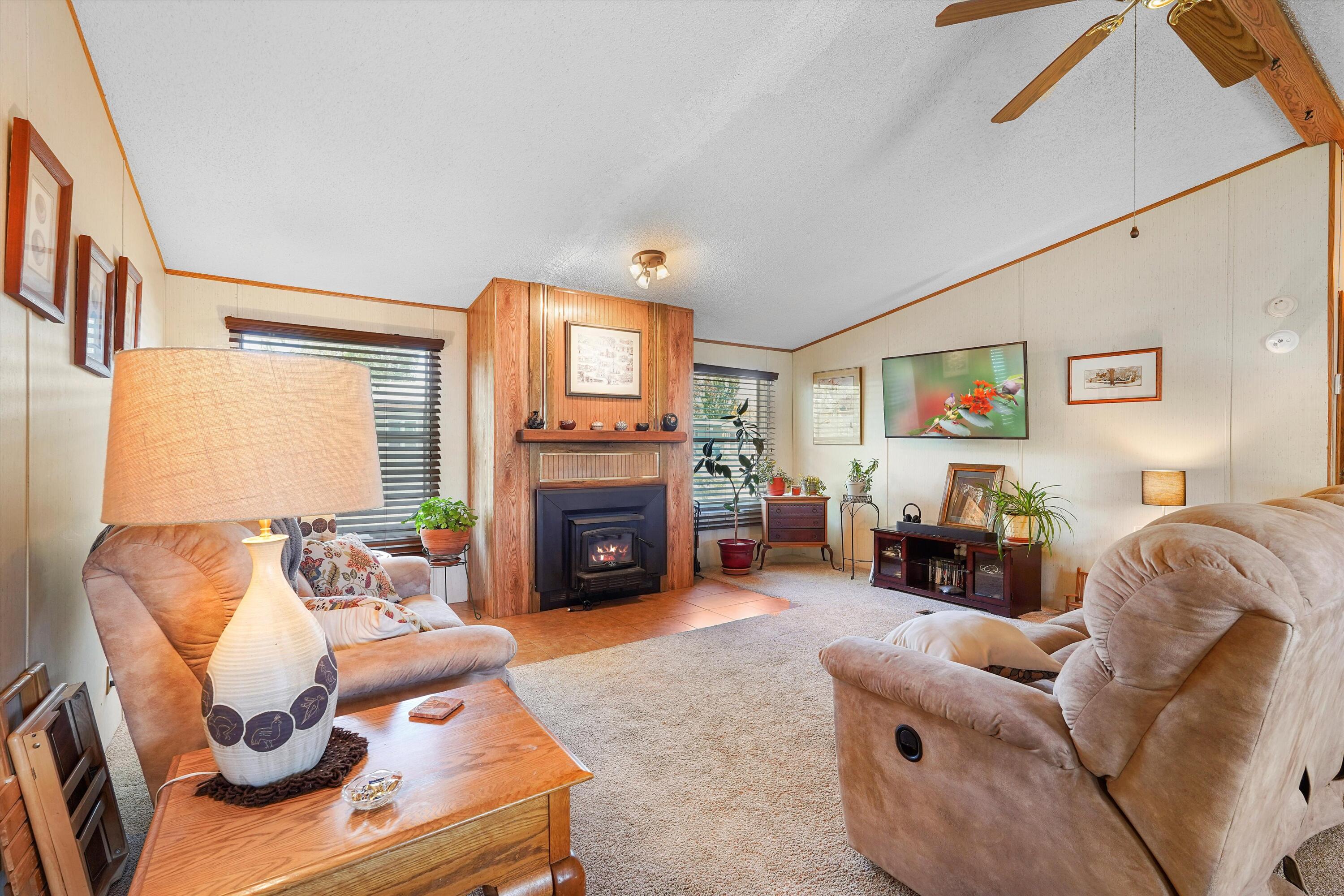 945 SAN ILDEFONSO Road 32