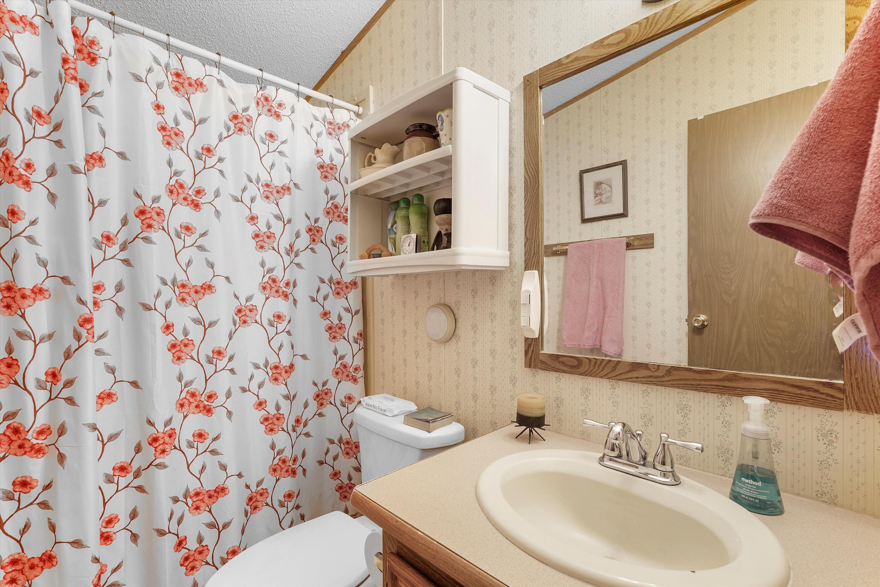 945 SAN ILDEFONSO Road 32