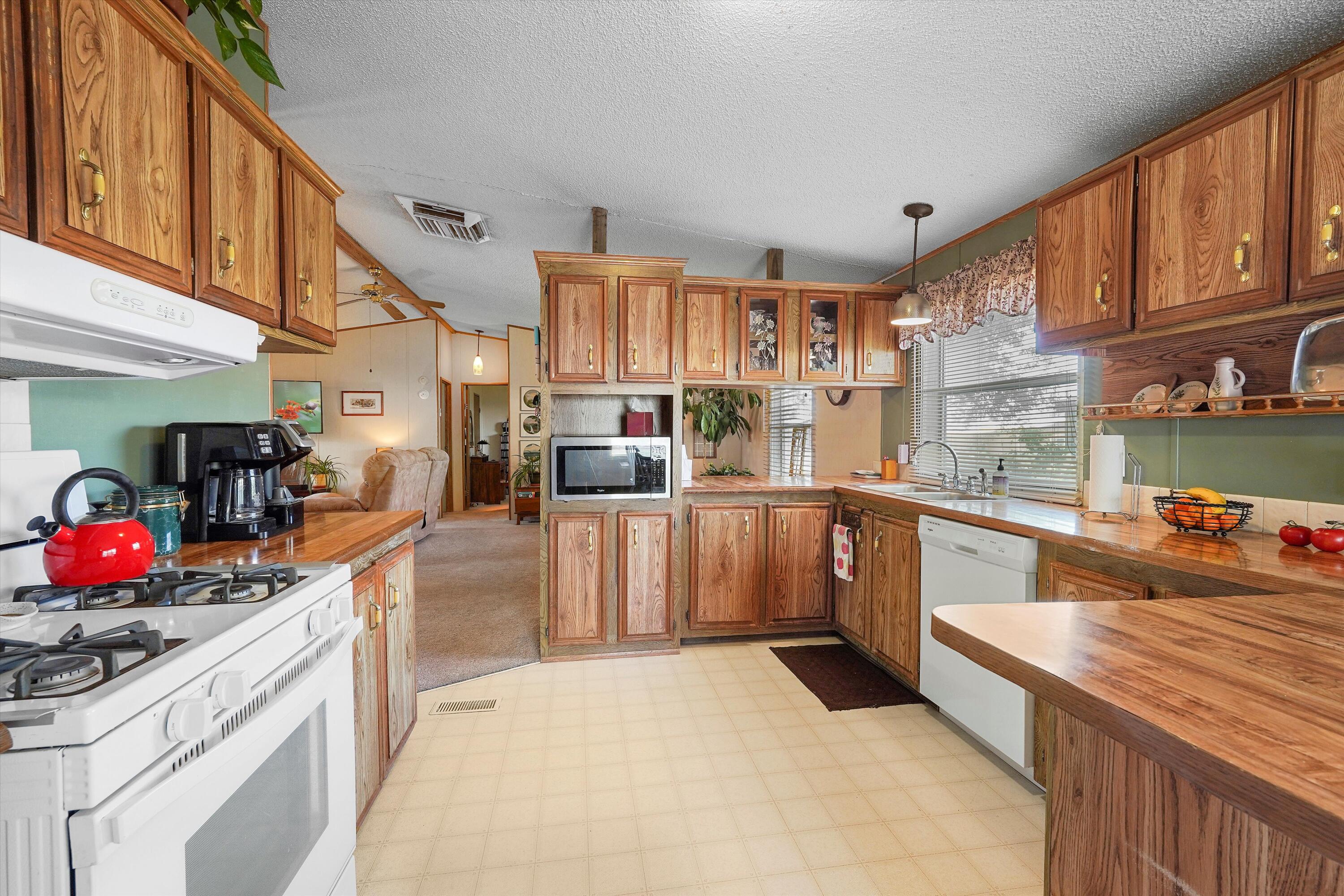 945 SAN ILDEFONSO Road 32