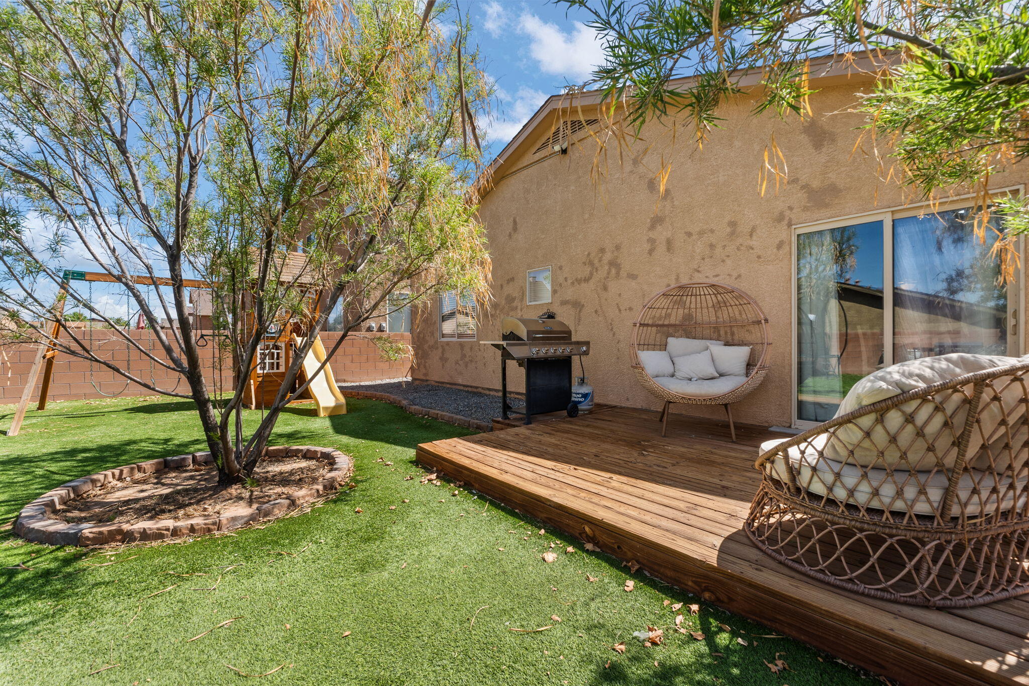 1227 DESERT PAINTBRUSH Loop