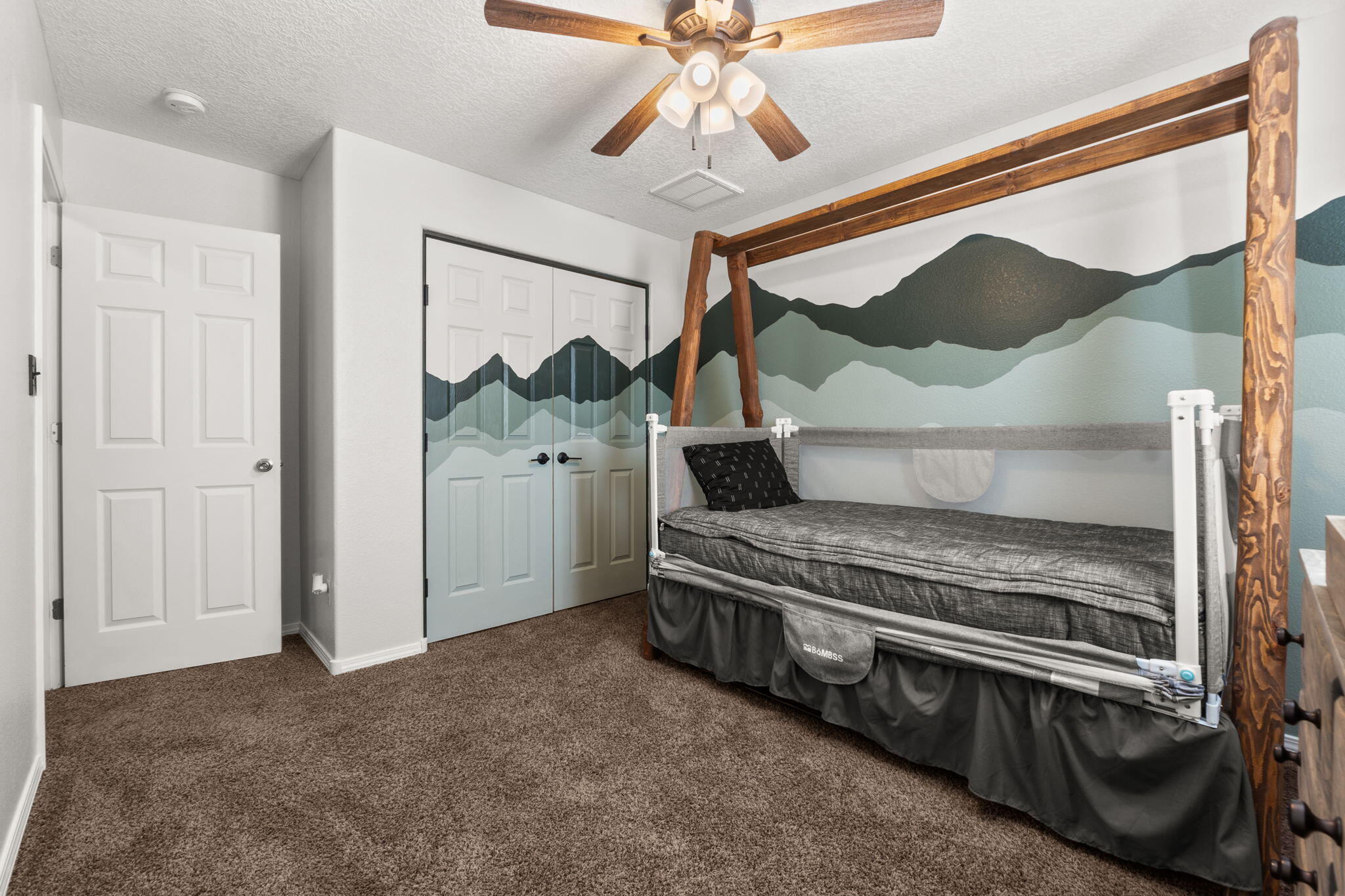 1227 DESERT PAINTBRUSH Loop