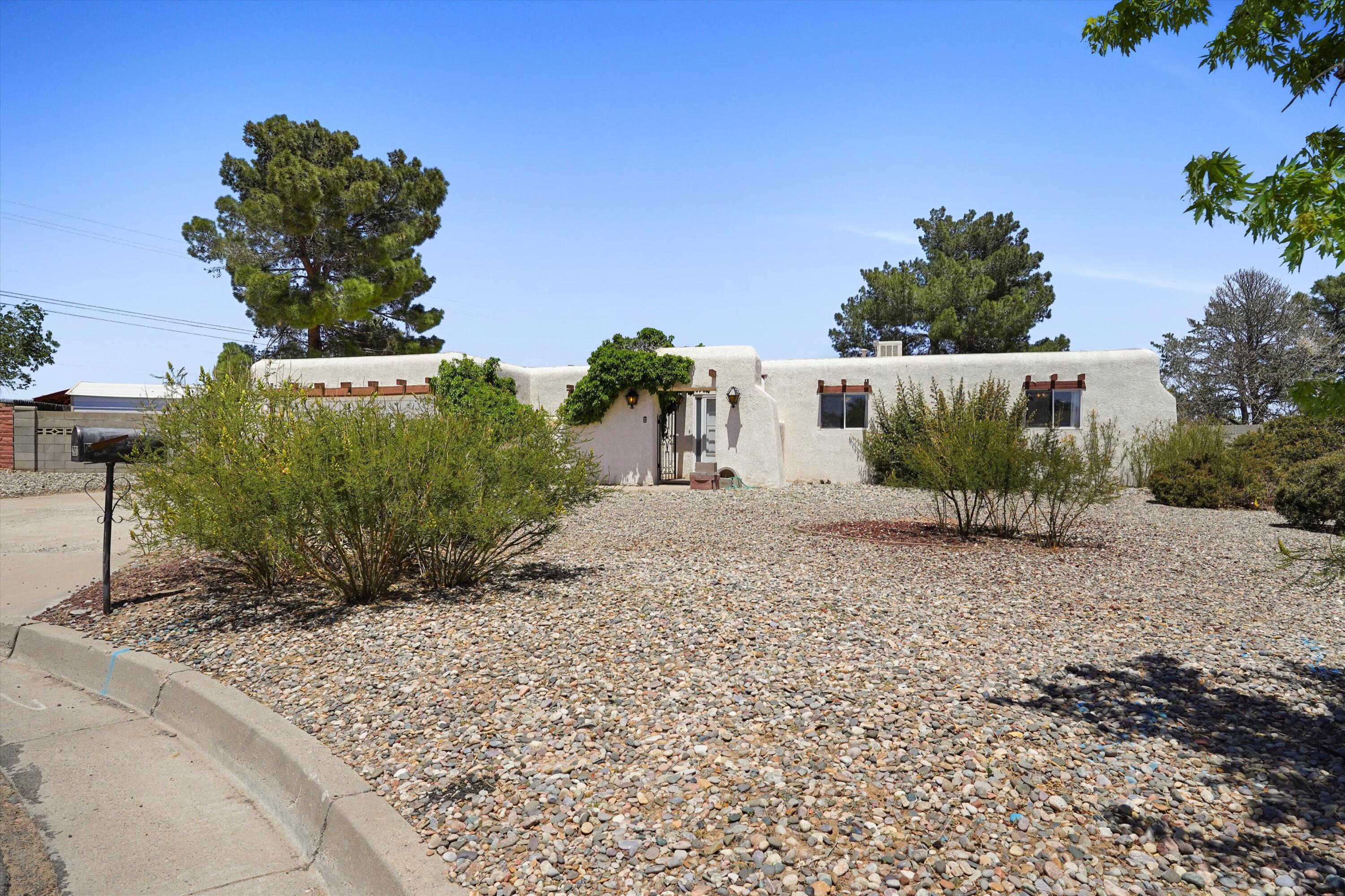 3901 LA FRENTE Court SE