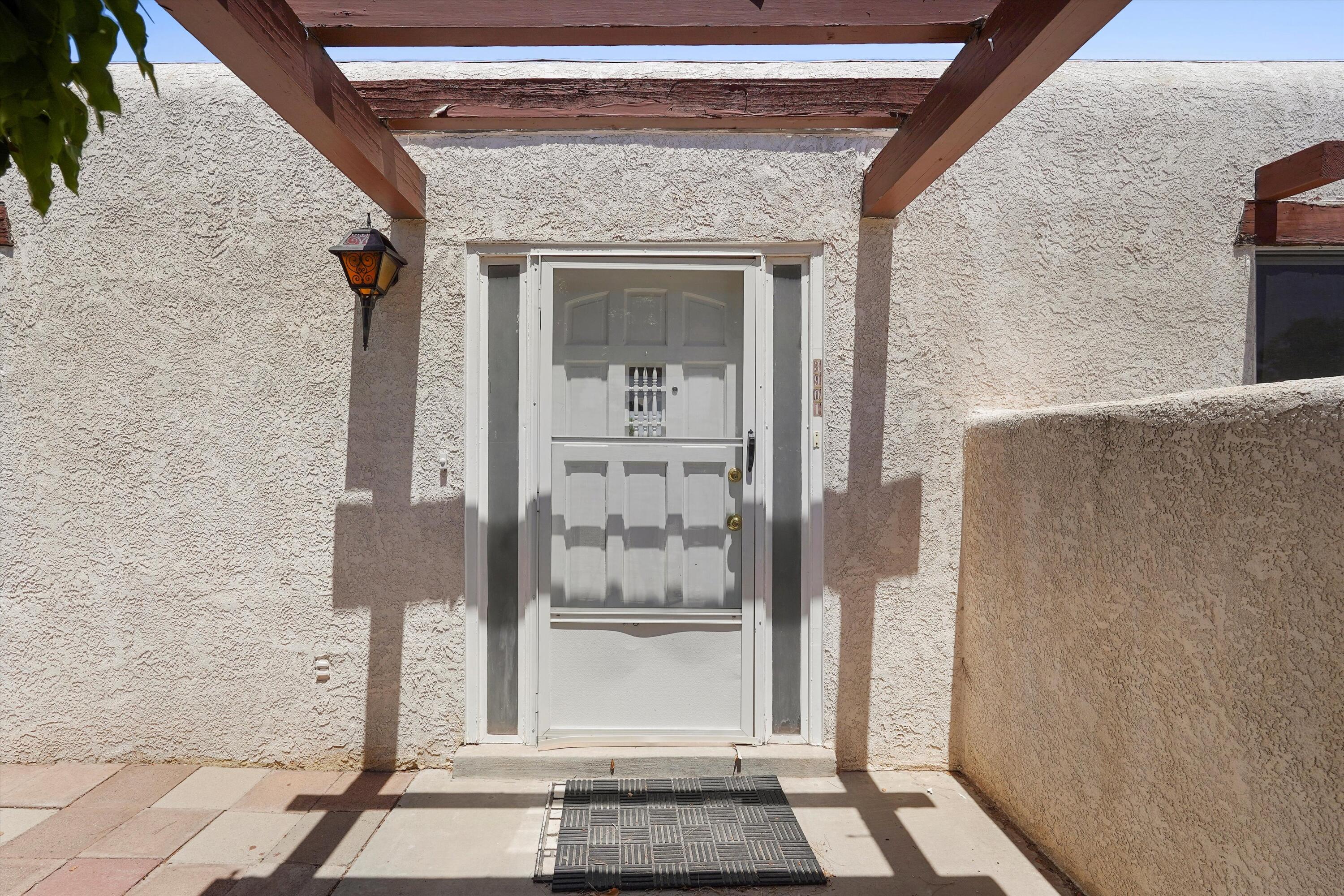 3901 LA FRENTE Court SE