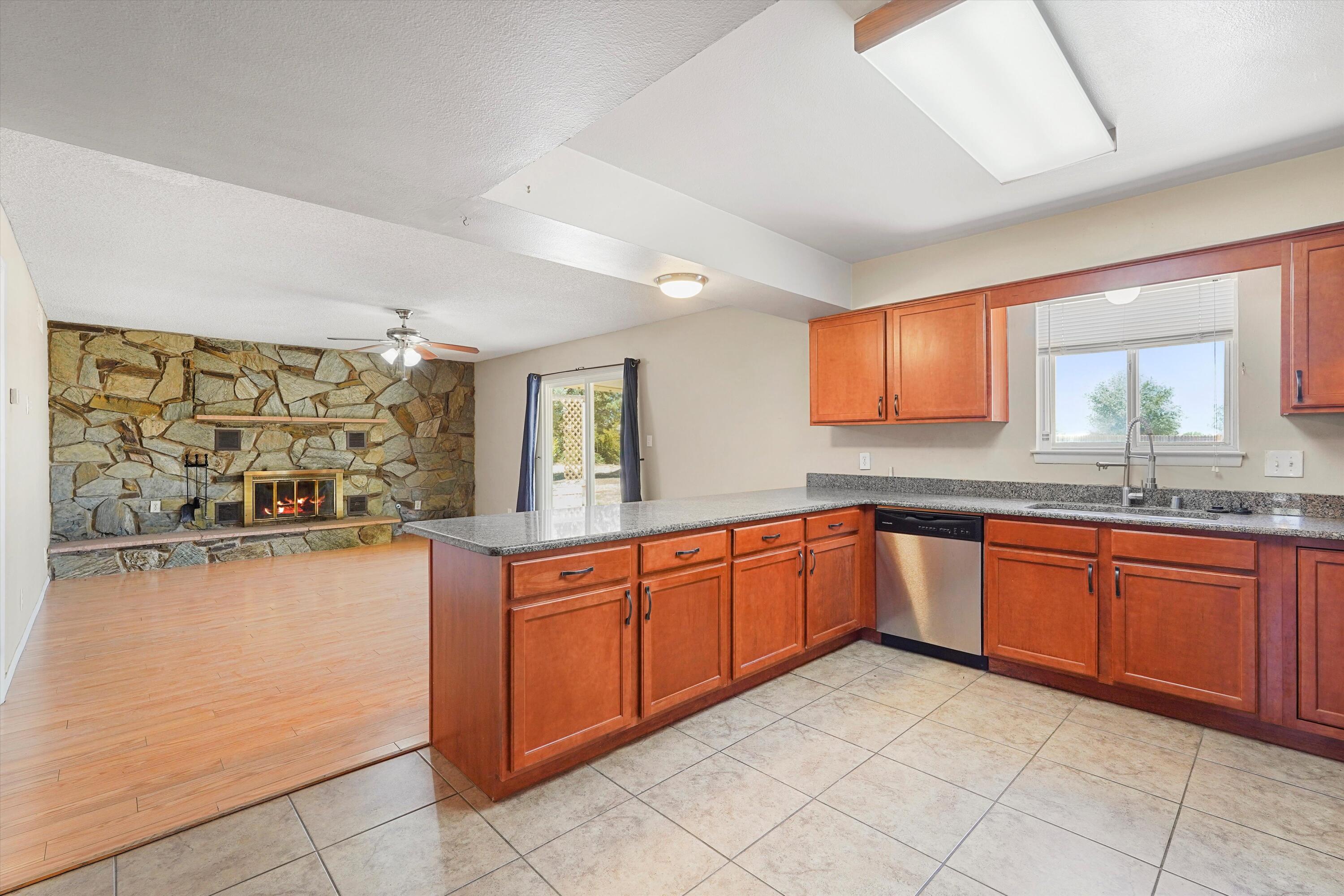 3901 LA FRENTE Court SE