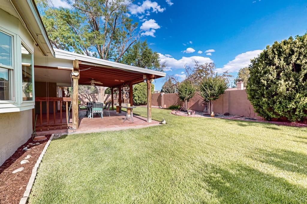 8232 AVENIDA LA PRESTINA NE