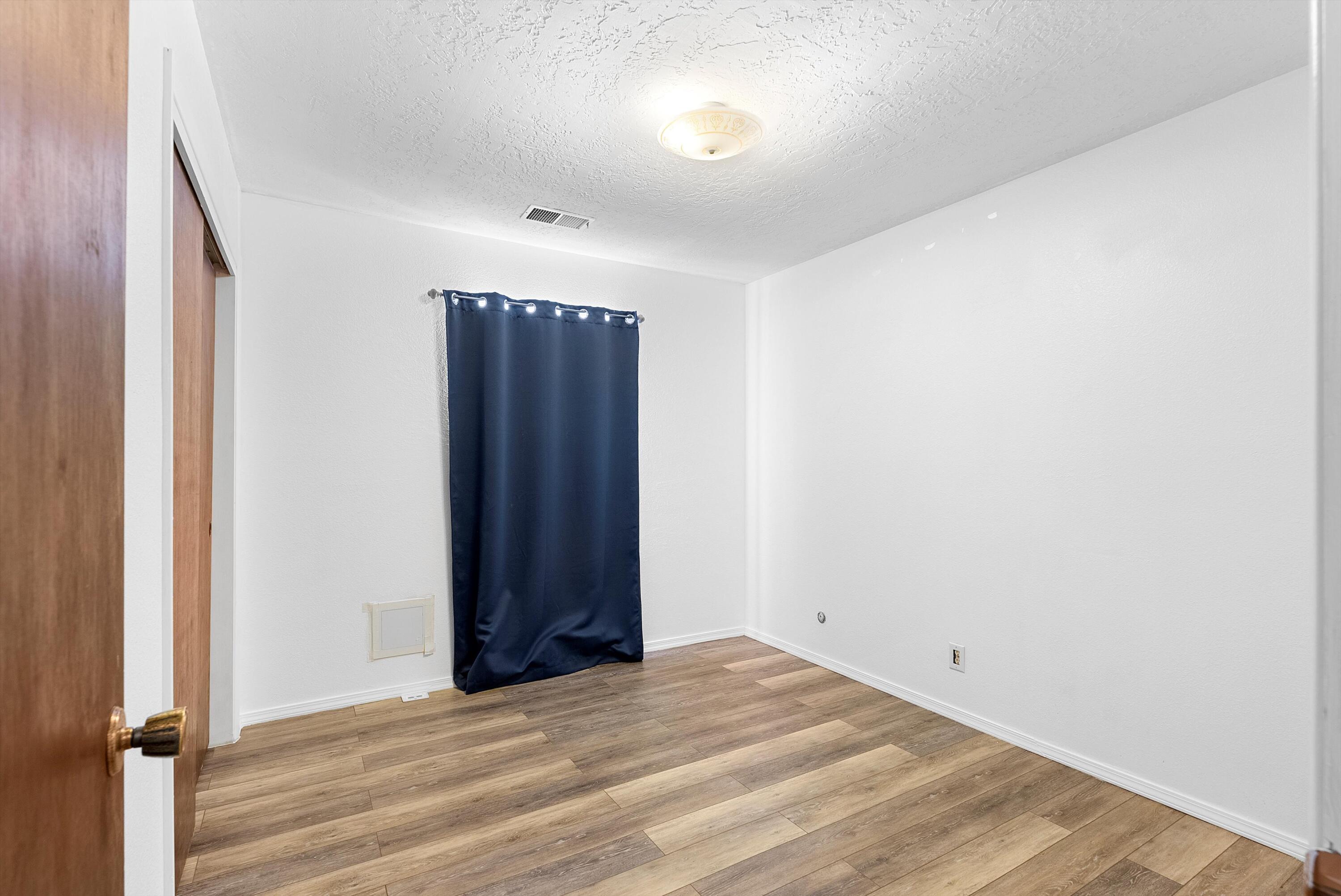 1716 ALGODONES Street NE