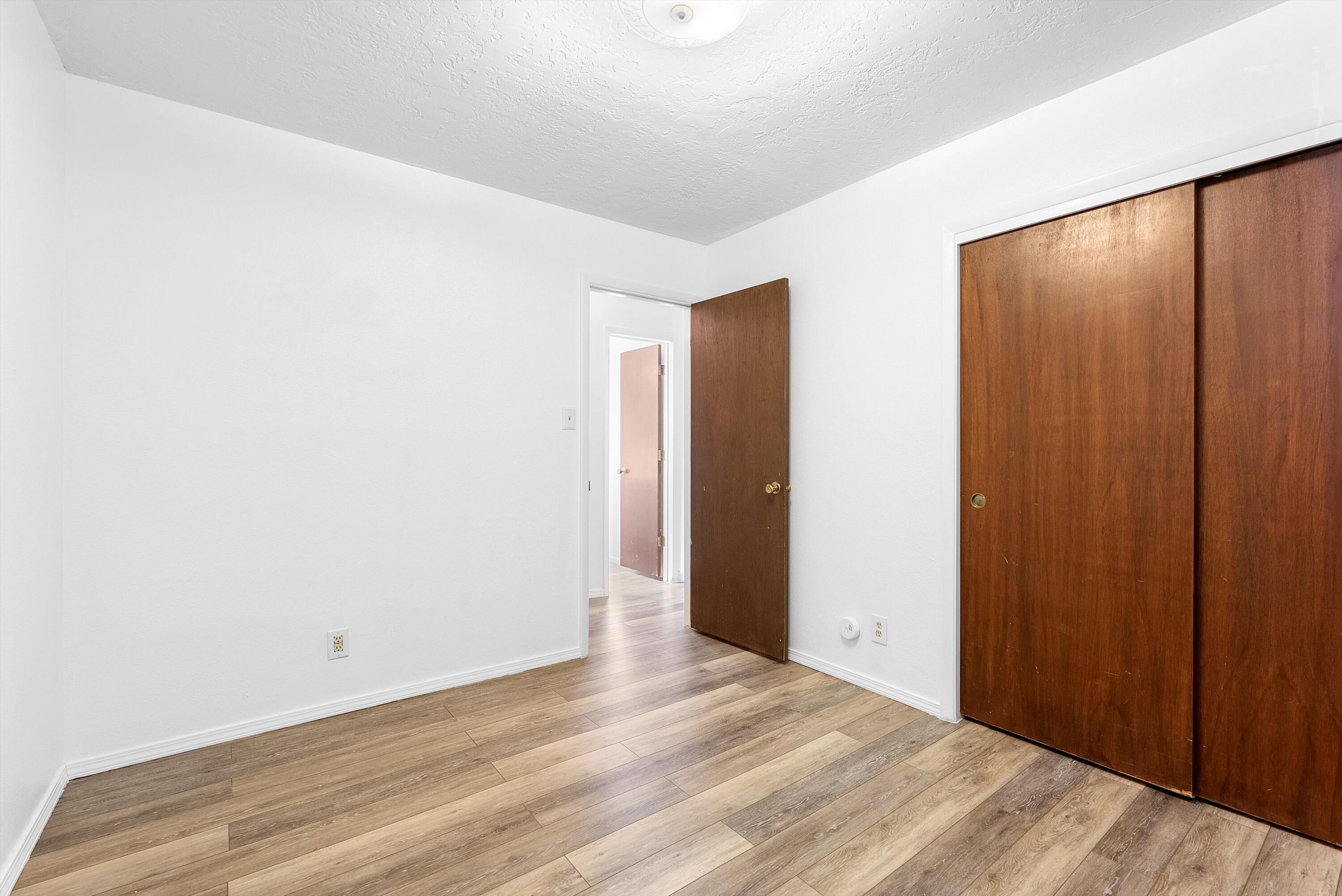 1716 ALGODONES Street NE