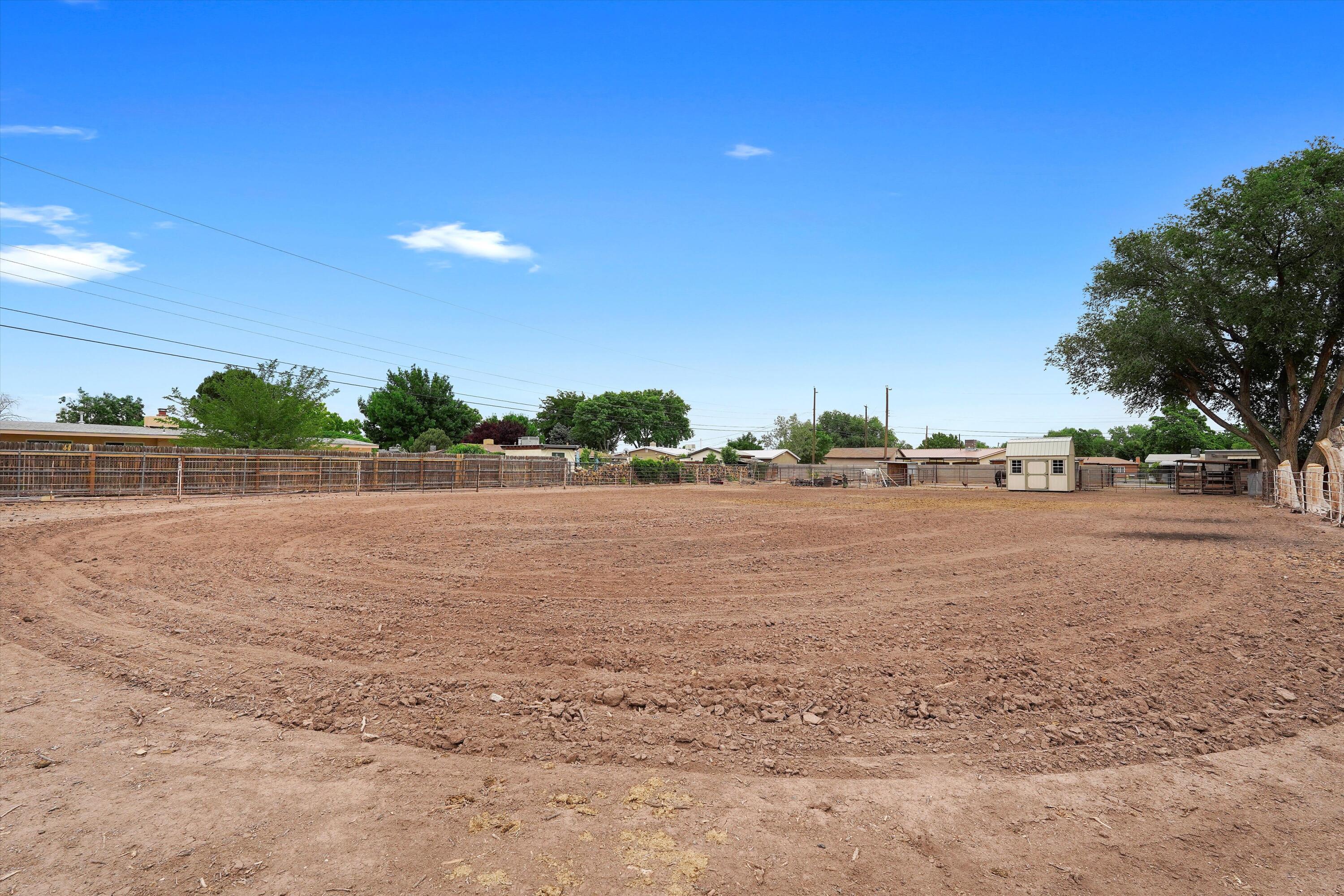 2836 LA FONDA Drive SW