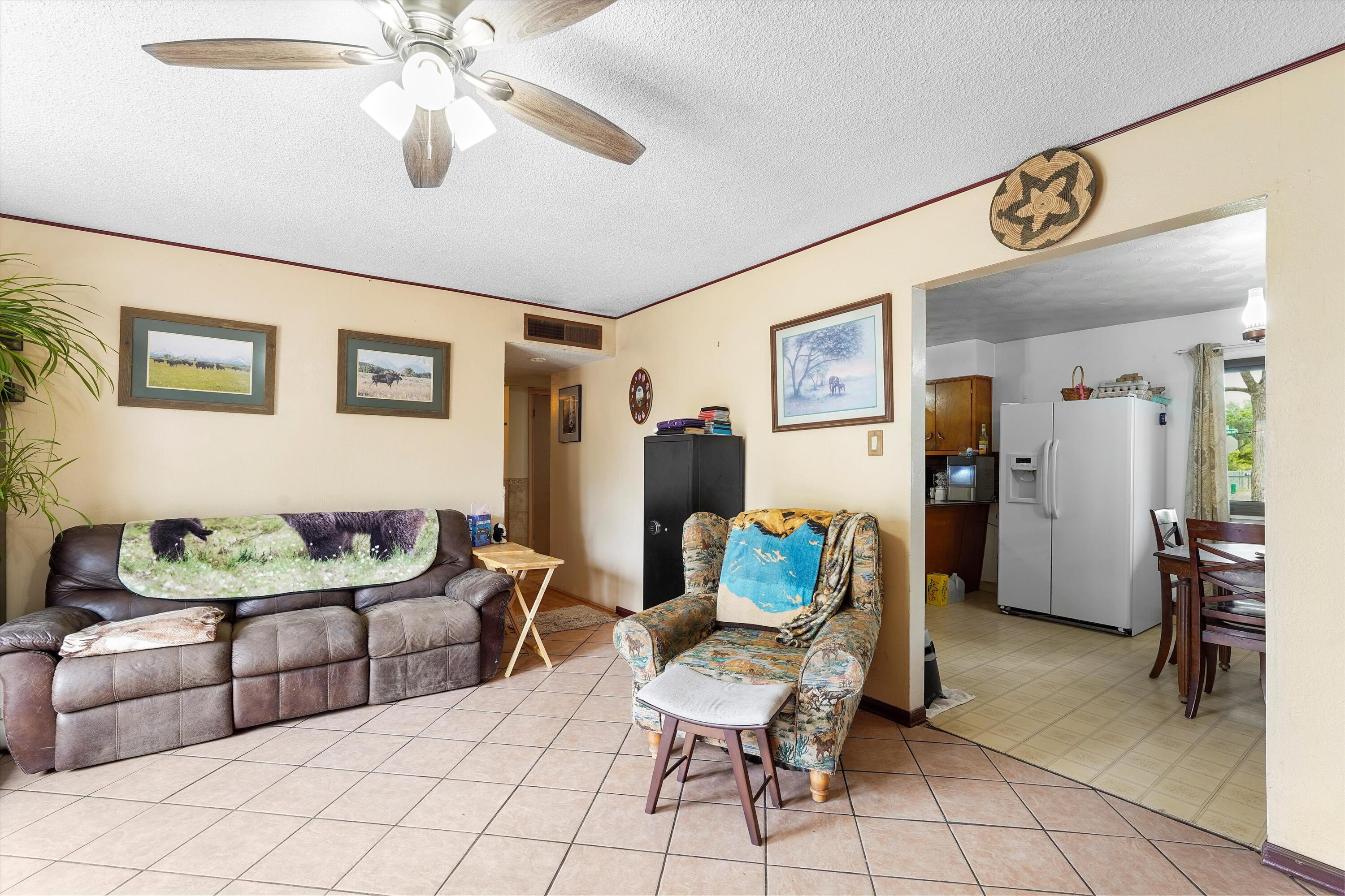 2836 LA FONDA Drive SW