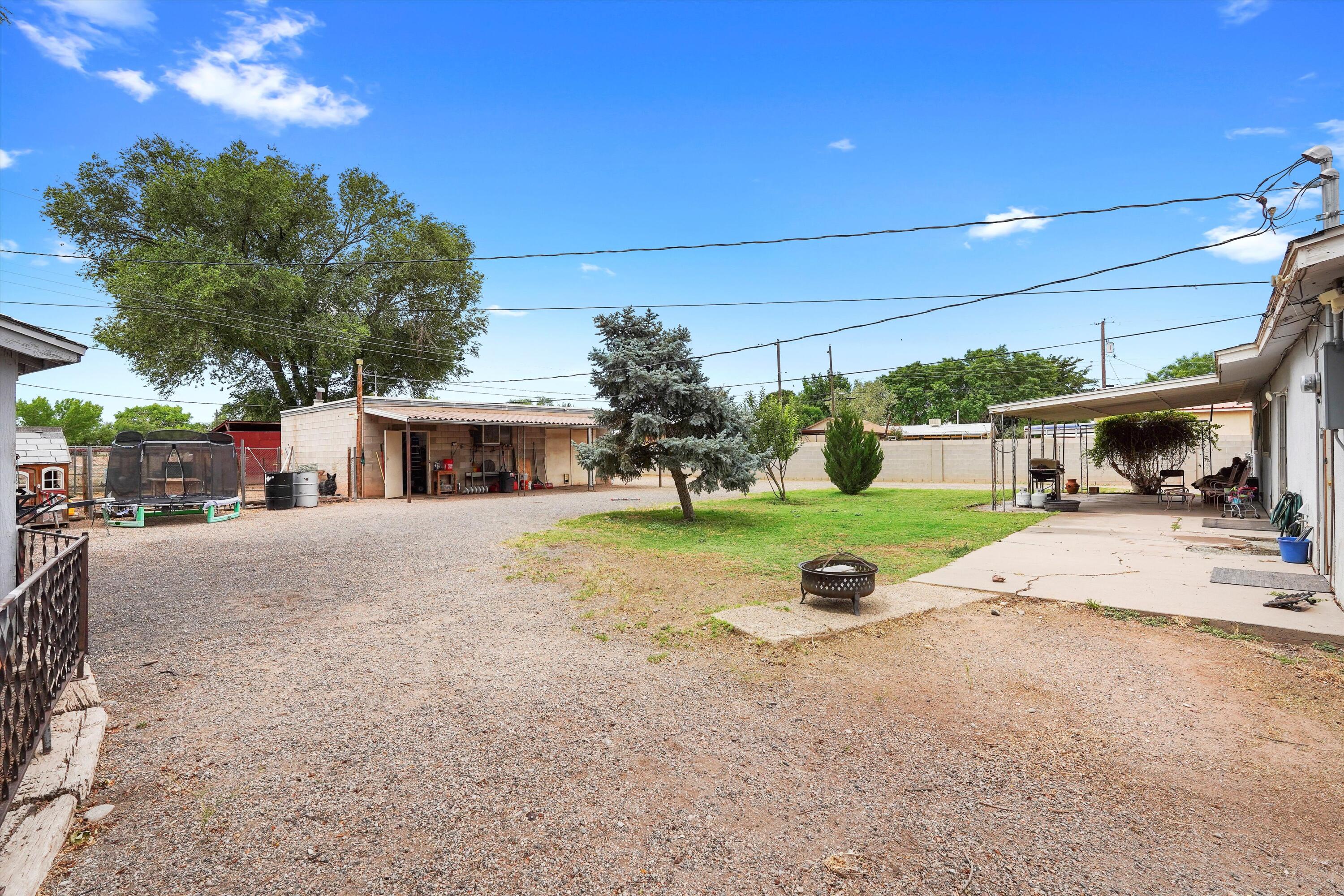 2836 LA FONDA Drive SW