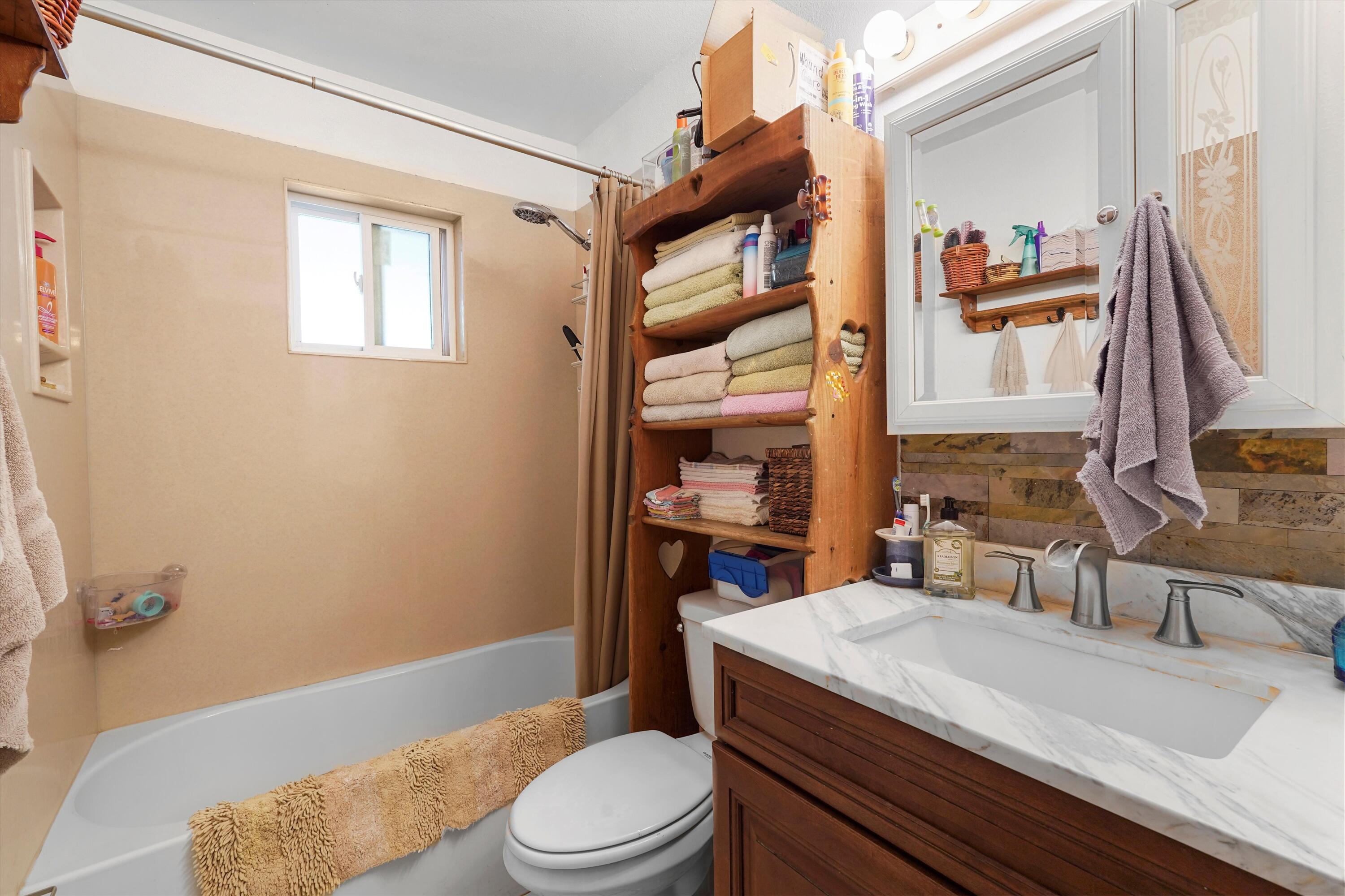 2836 LA FONDA Drive SW