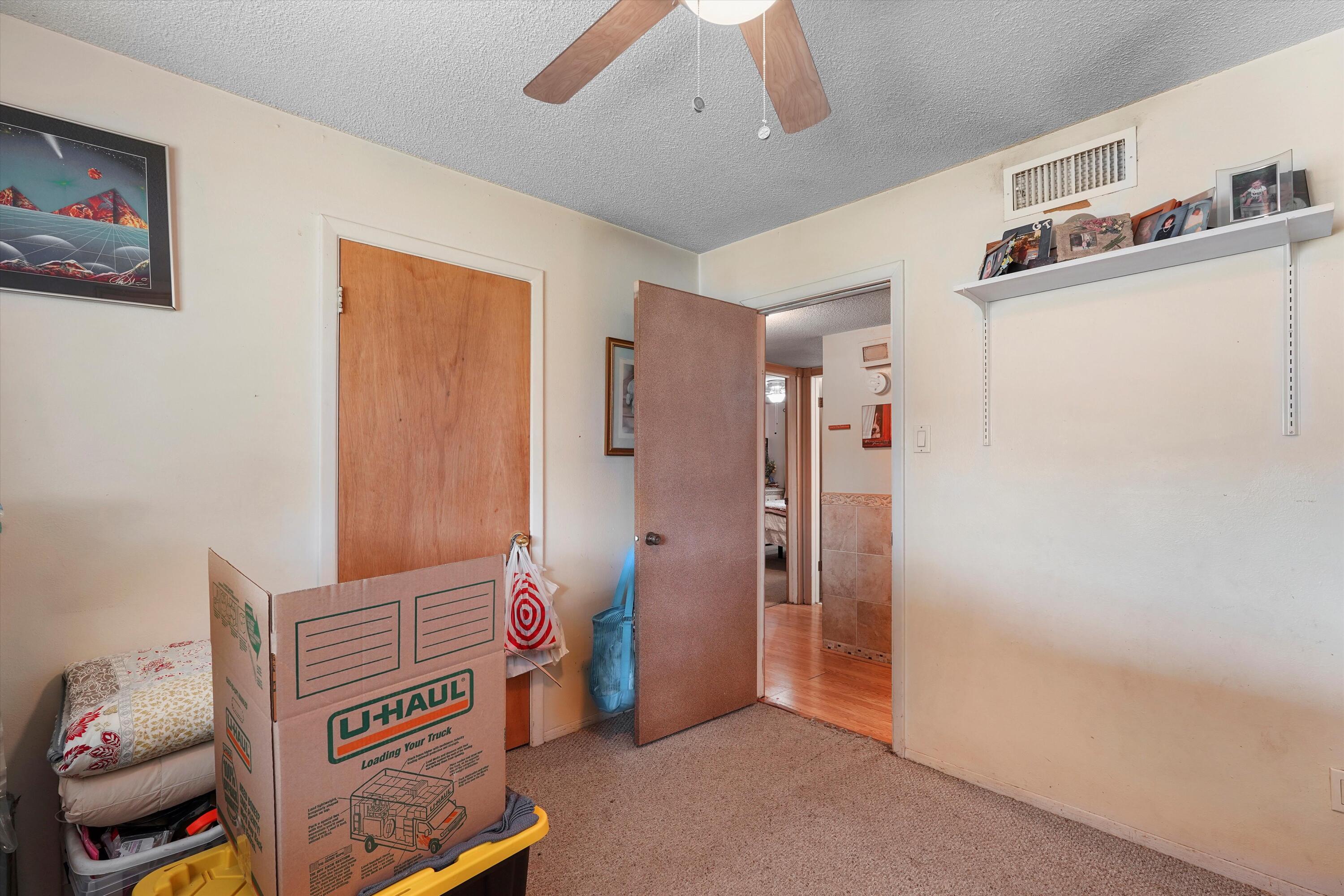 2836 LA FONDA Drive SW