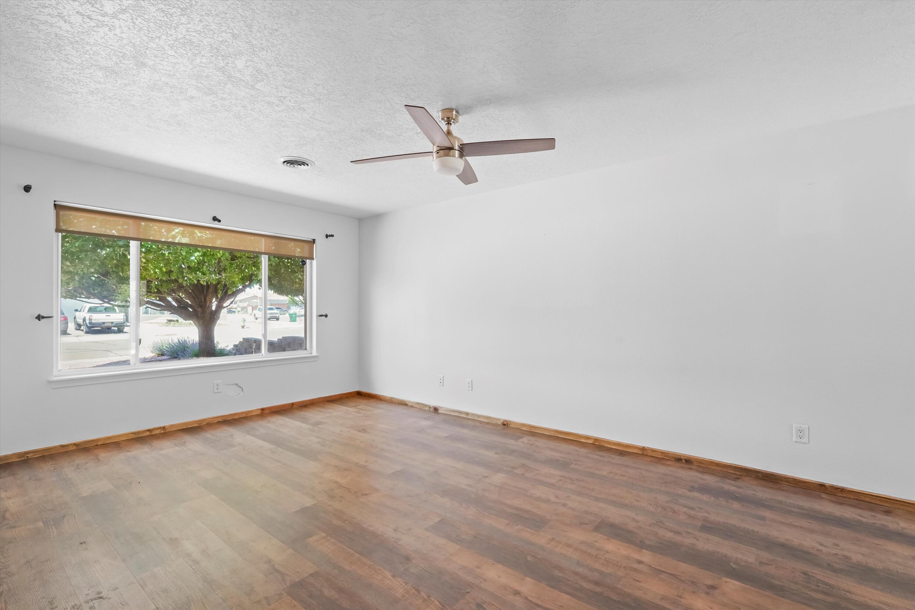 304 VALLE VISTA Drive