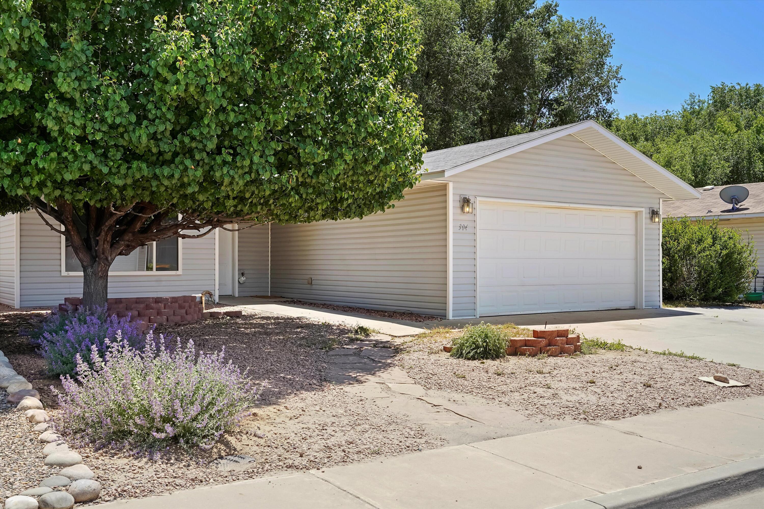 304 VALLE VISTA Drive