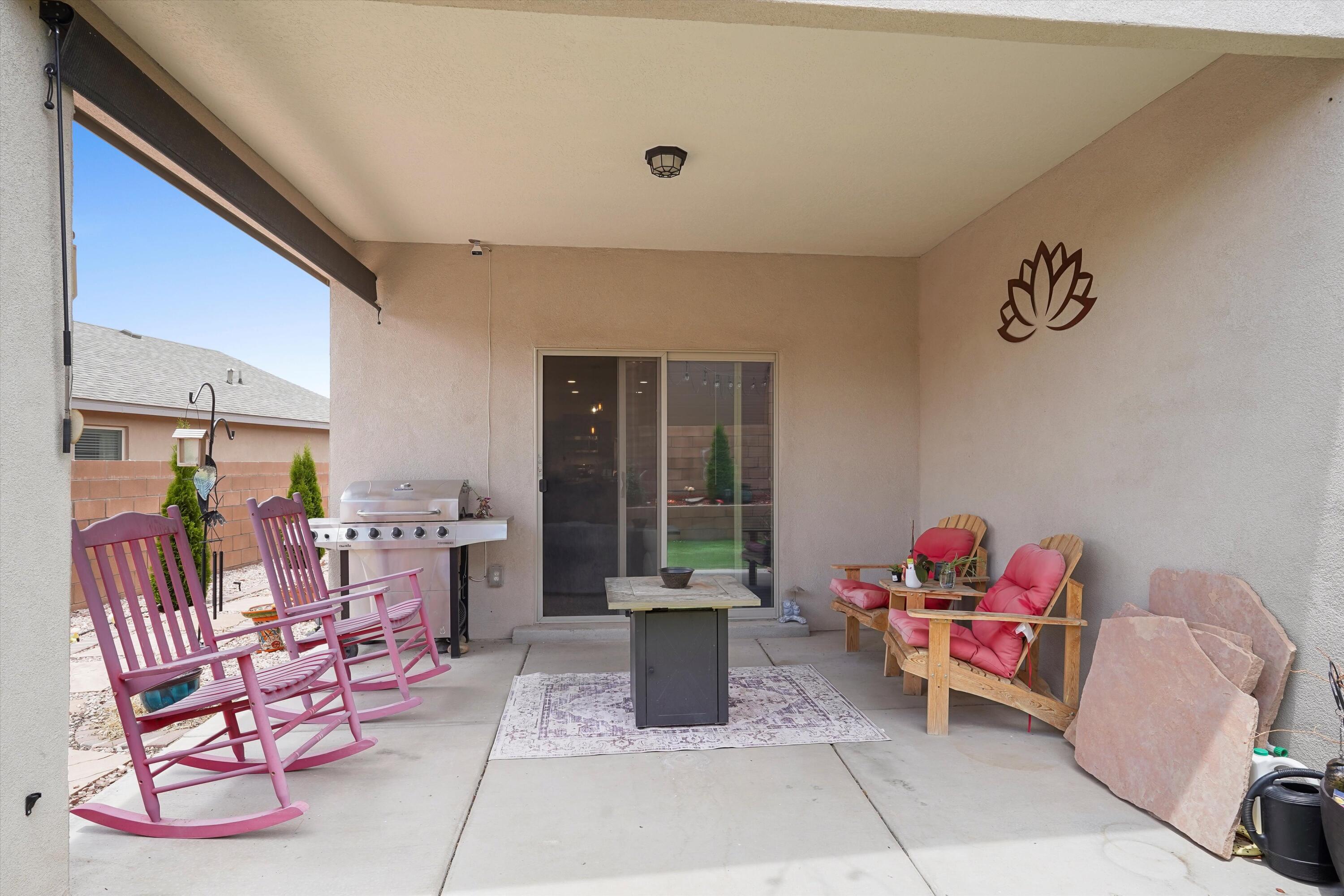 5230 PASEO DEL RIO