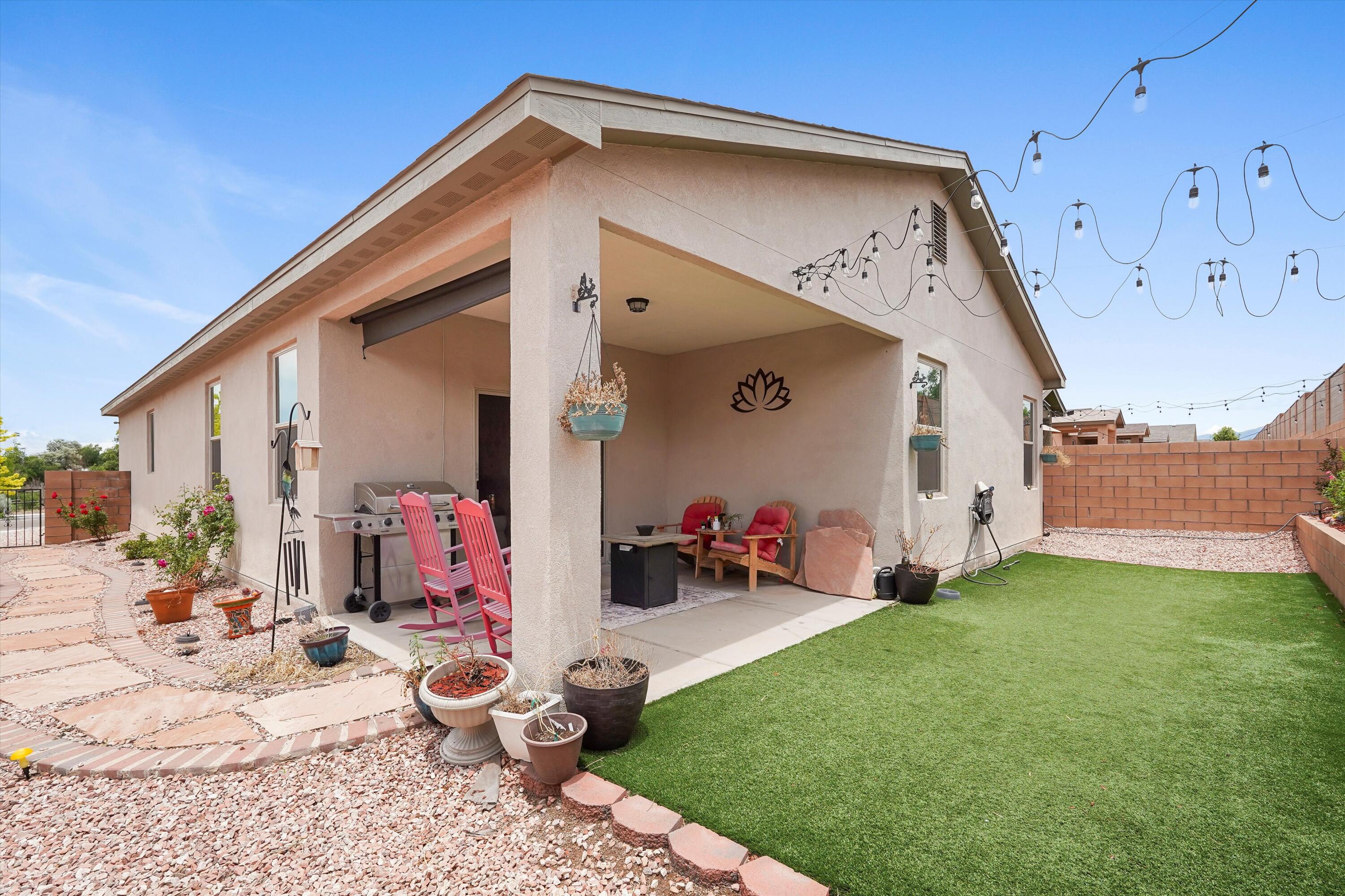 5230 PASEO DEL RIO