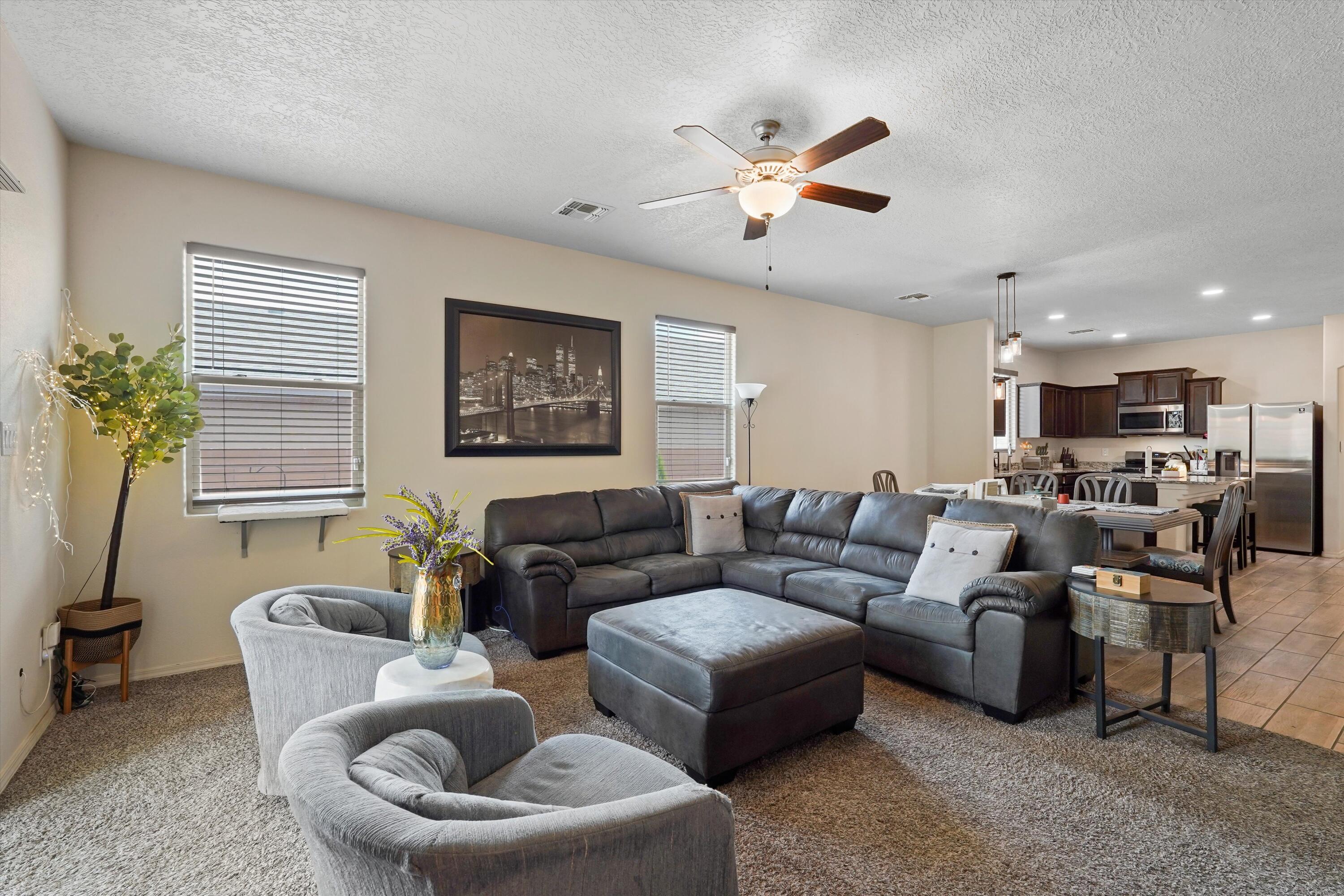 5230 PASEO DEL RIO