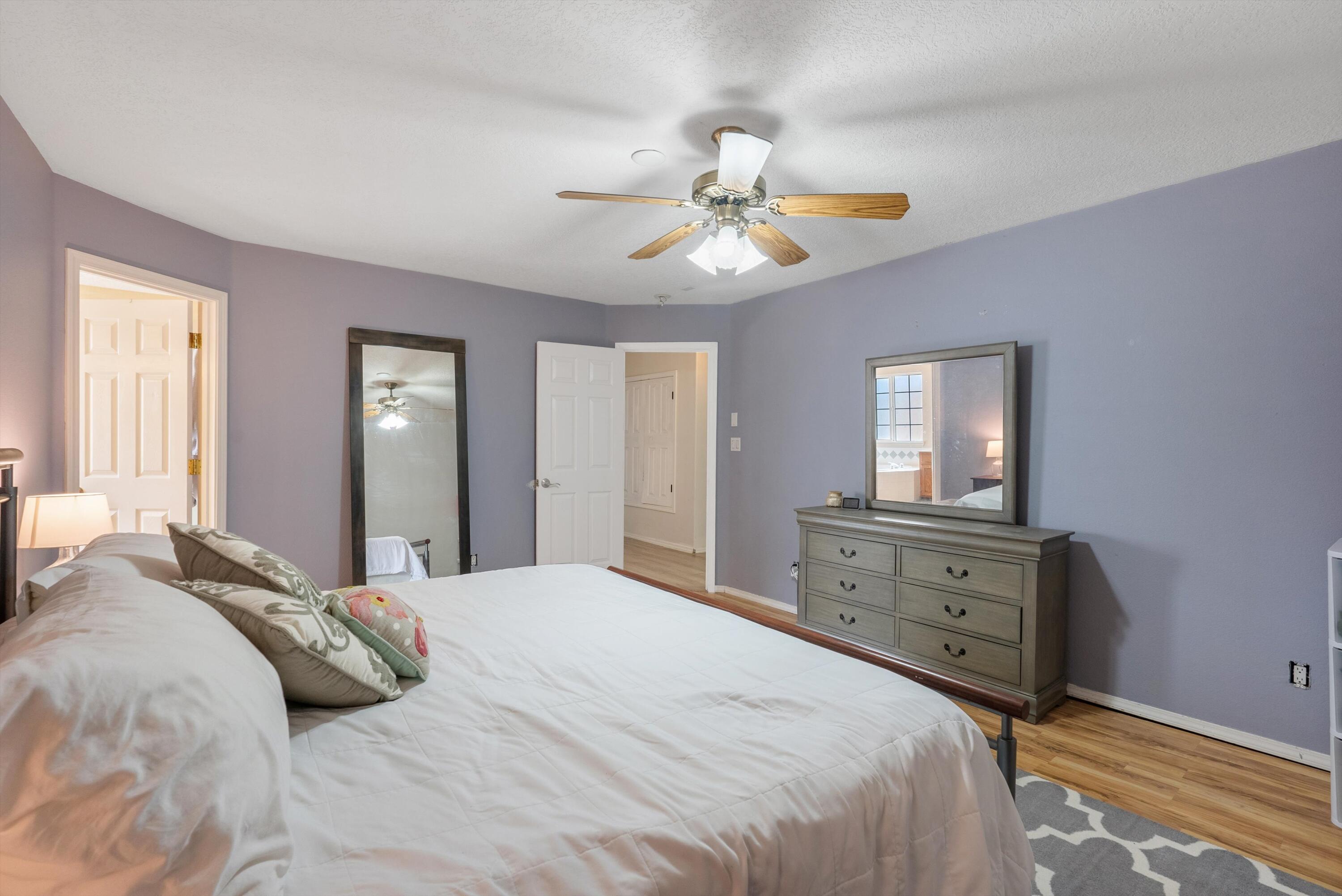 10208 LUZ DEL DIA Drive NW