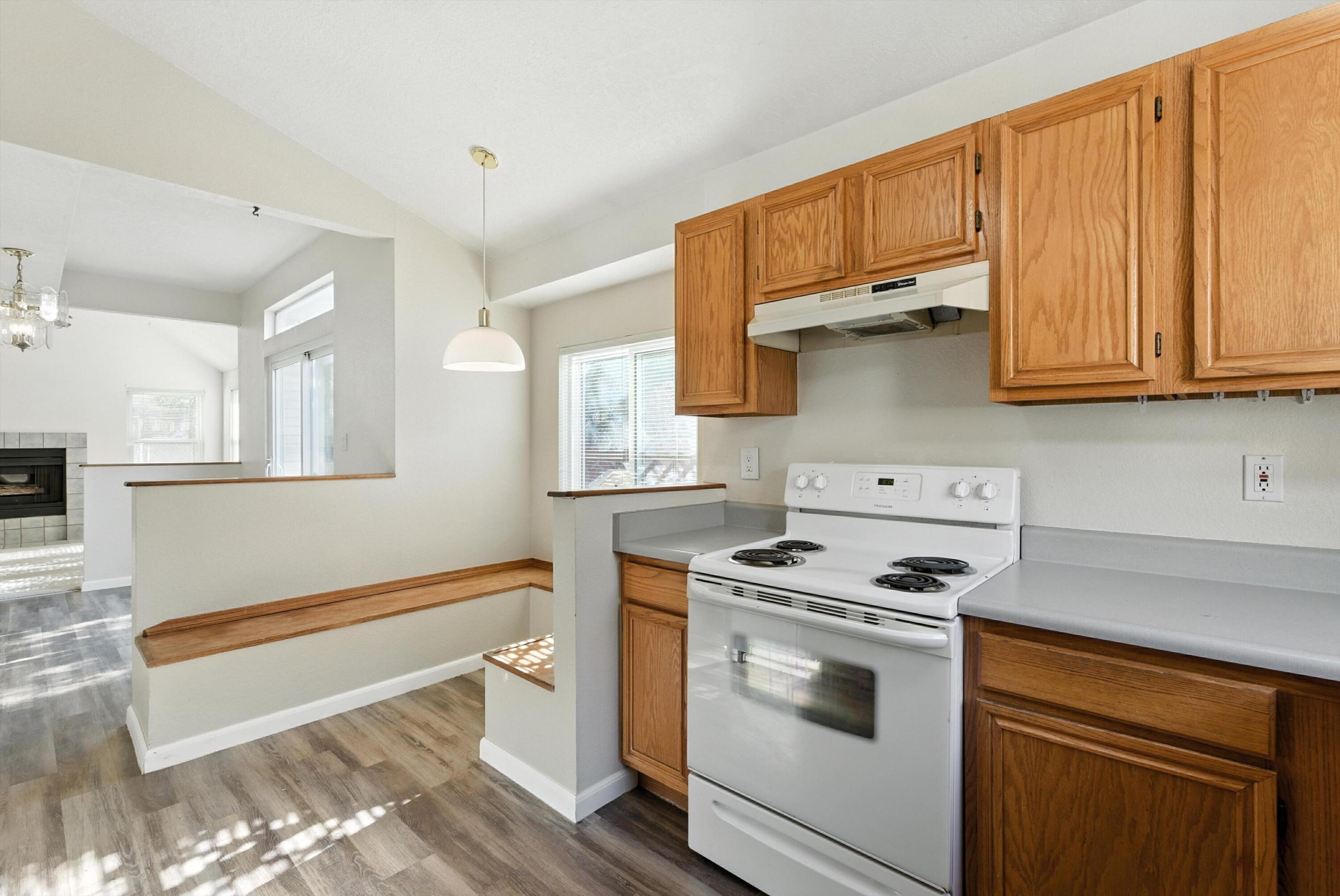 7816 BURSERA Drive NW