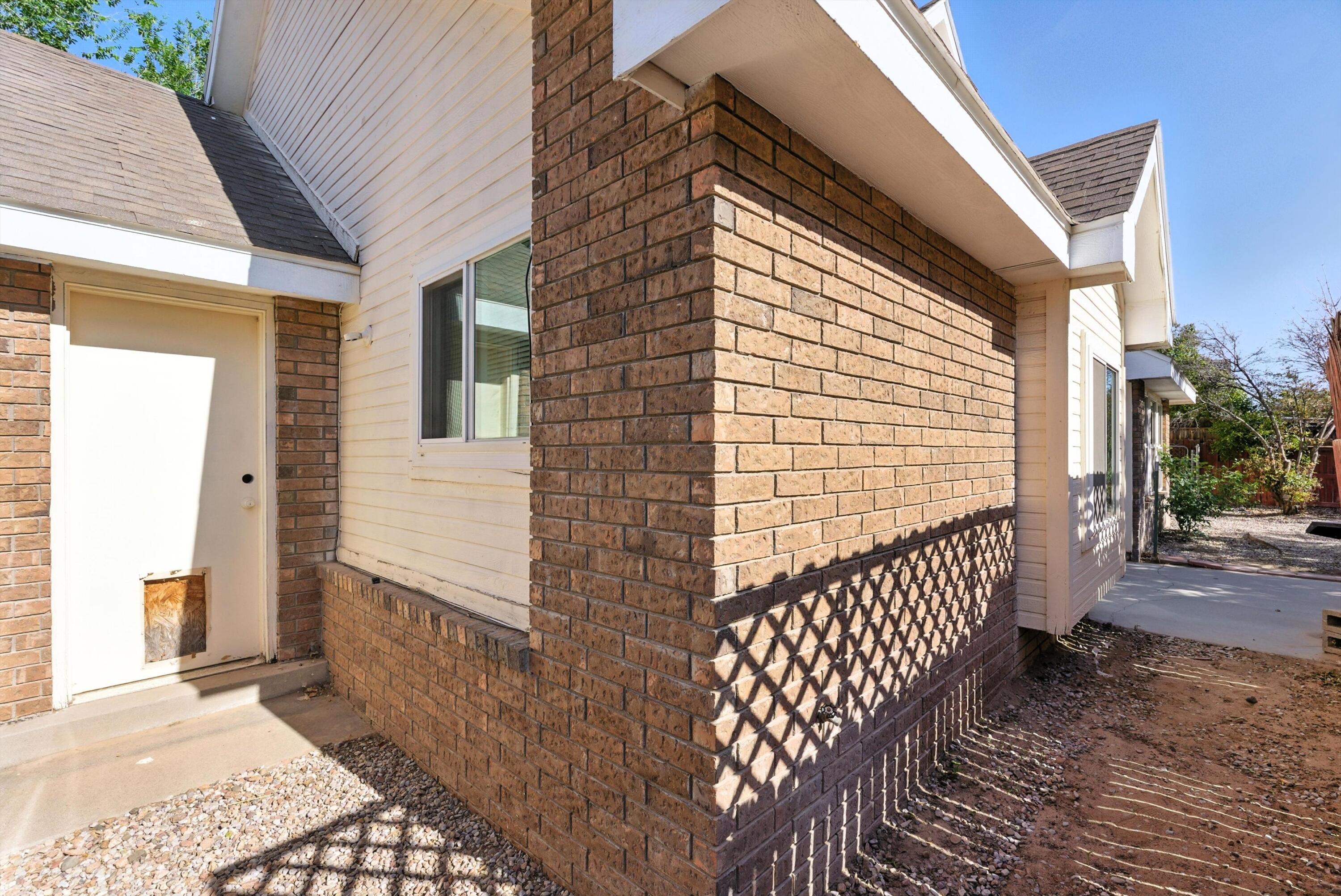 7816 BURSERA Drive NW