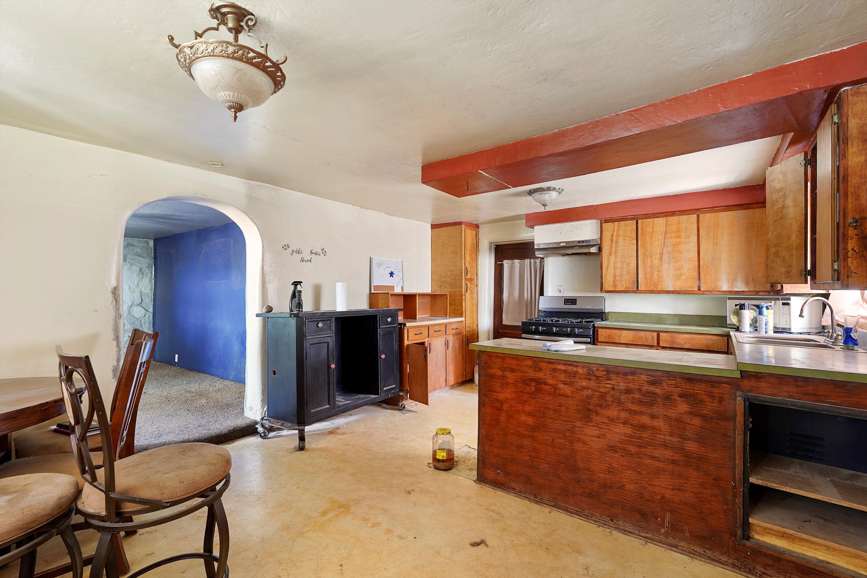 1660 Juan Perea Road