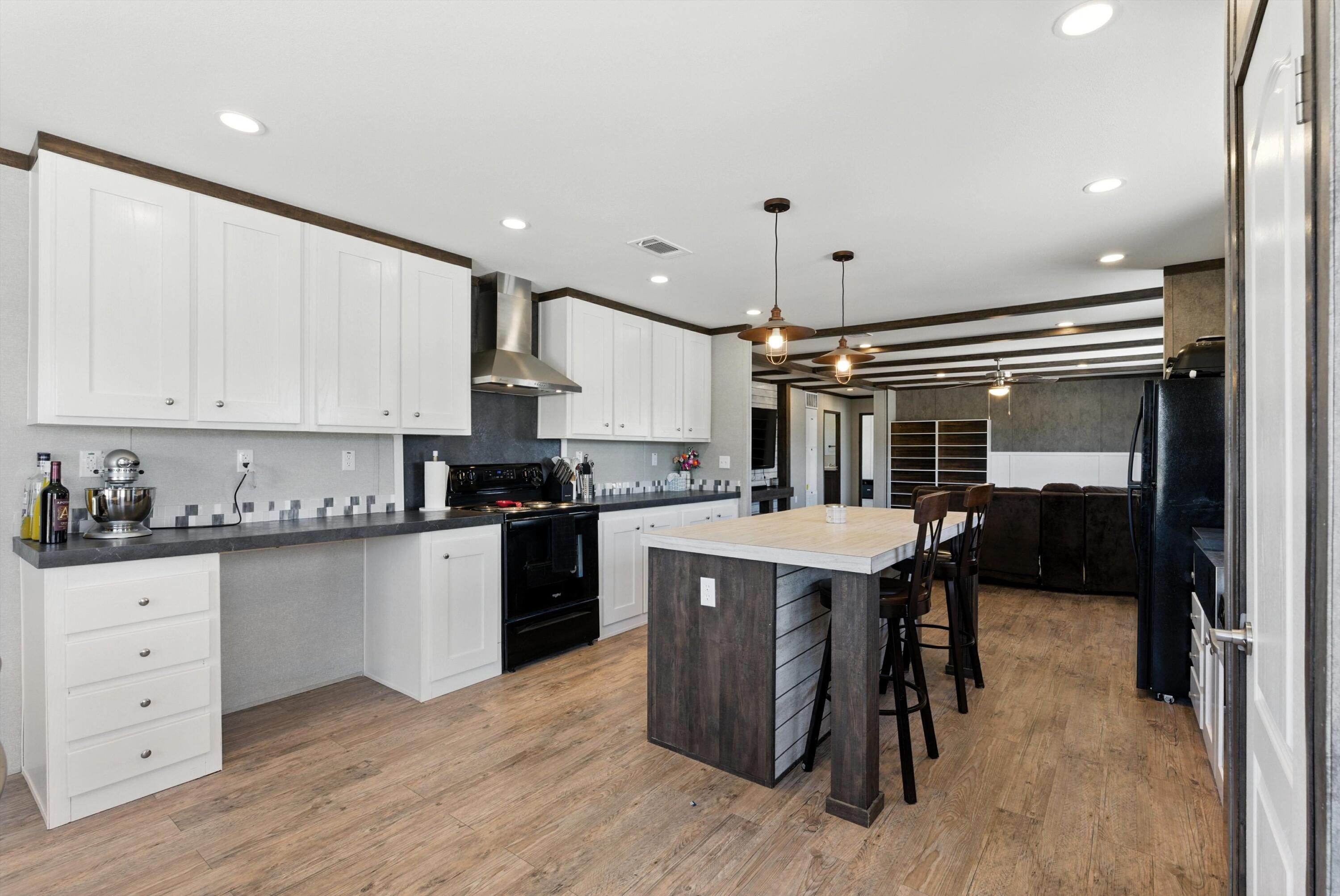 37 PRIVATE DRIVE 1034B