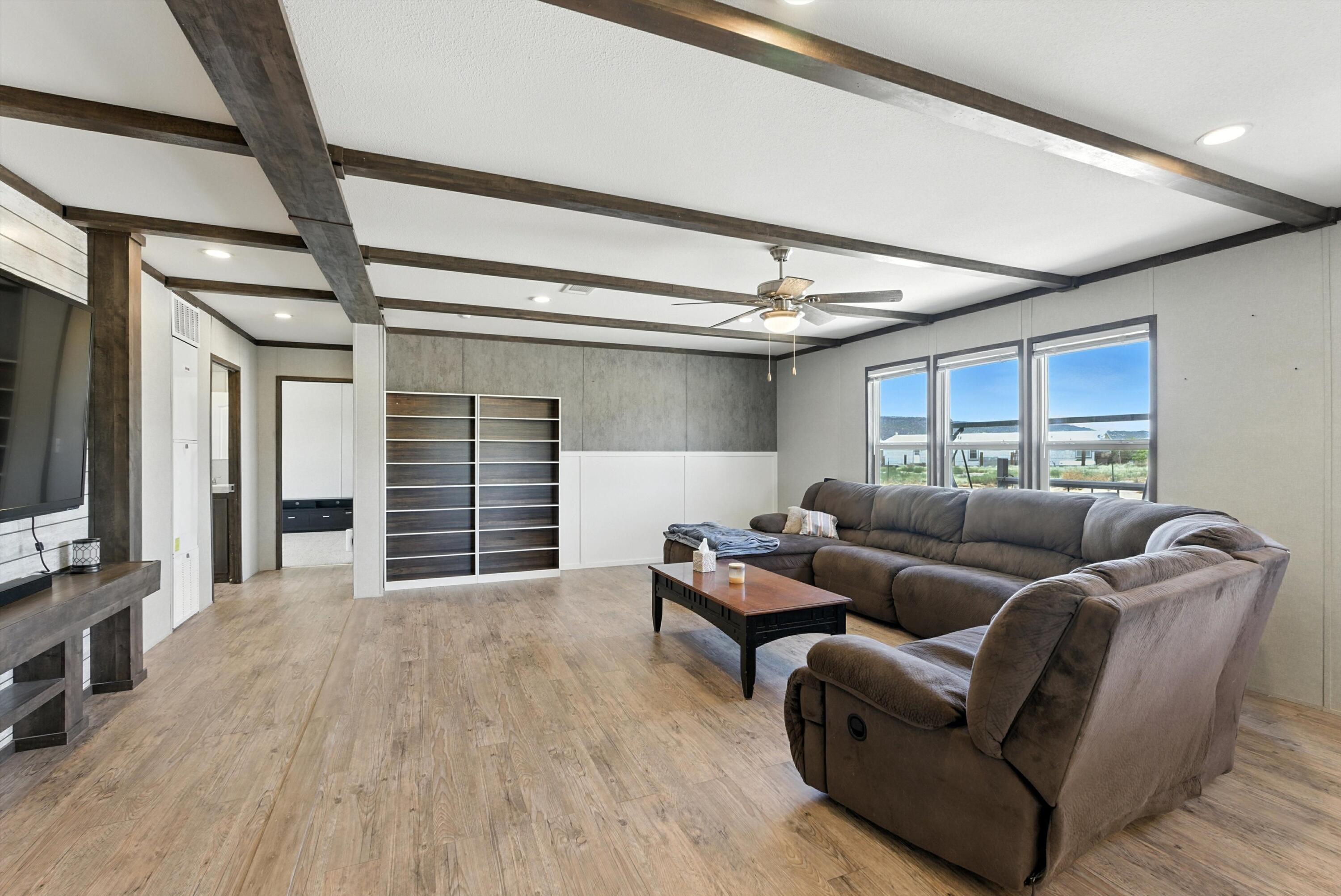 37 PRIVATE DRIVE 1034B