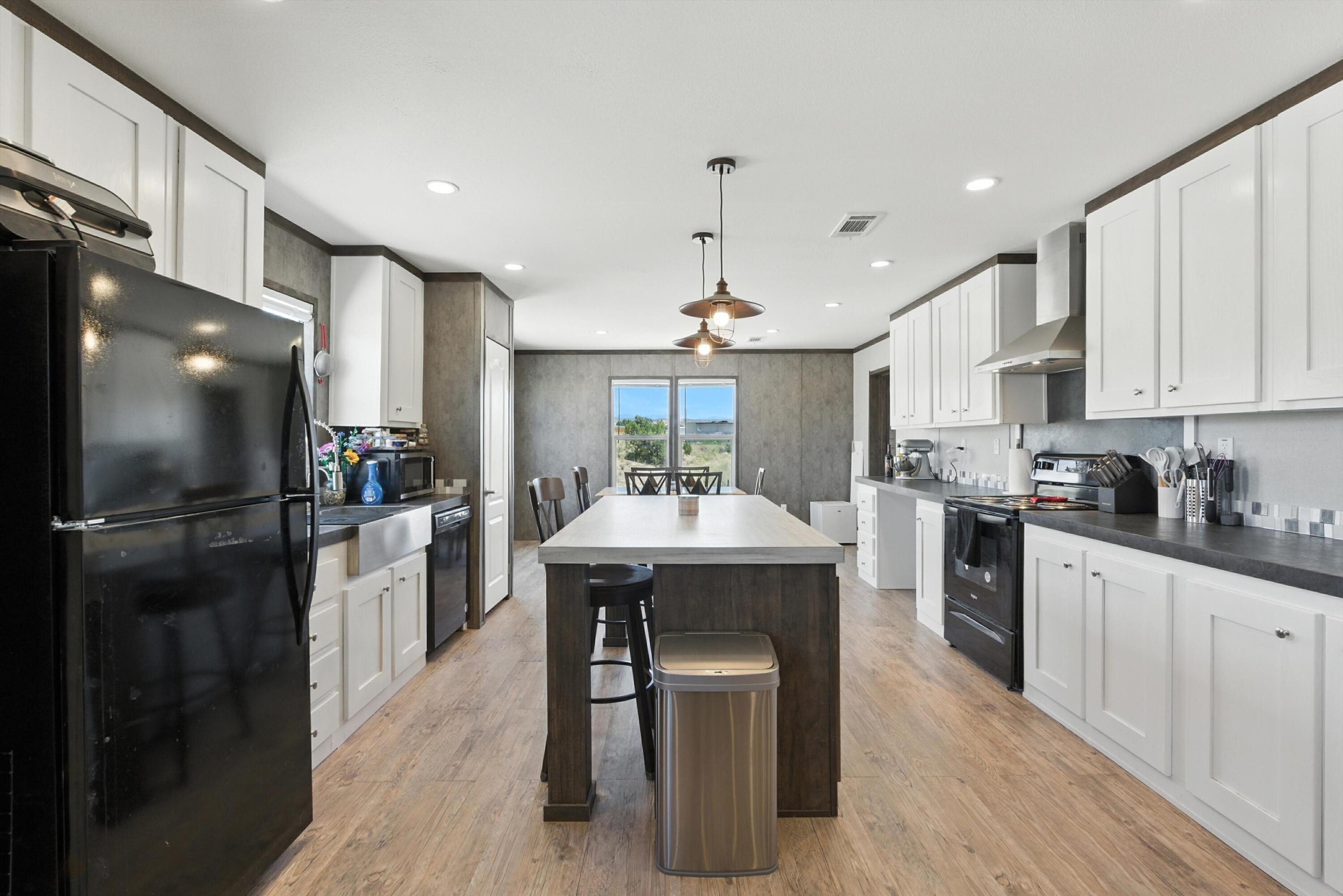 37 PRIVATE DRIVE 1034B