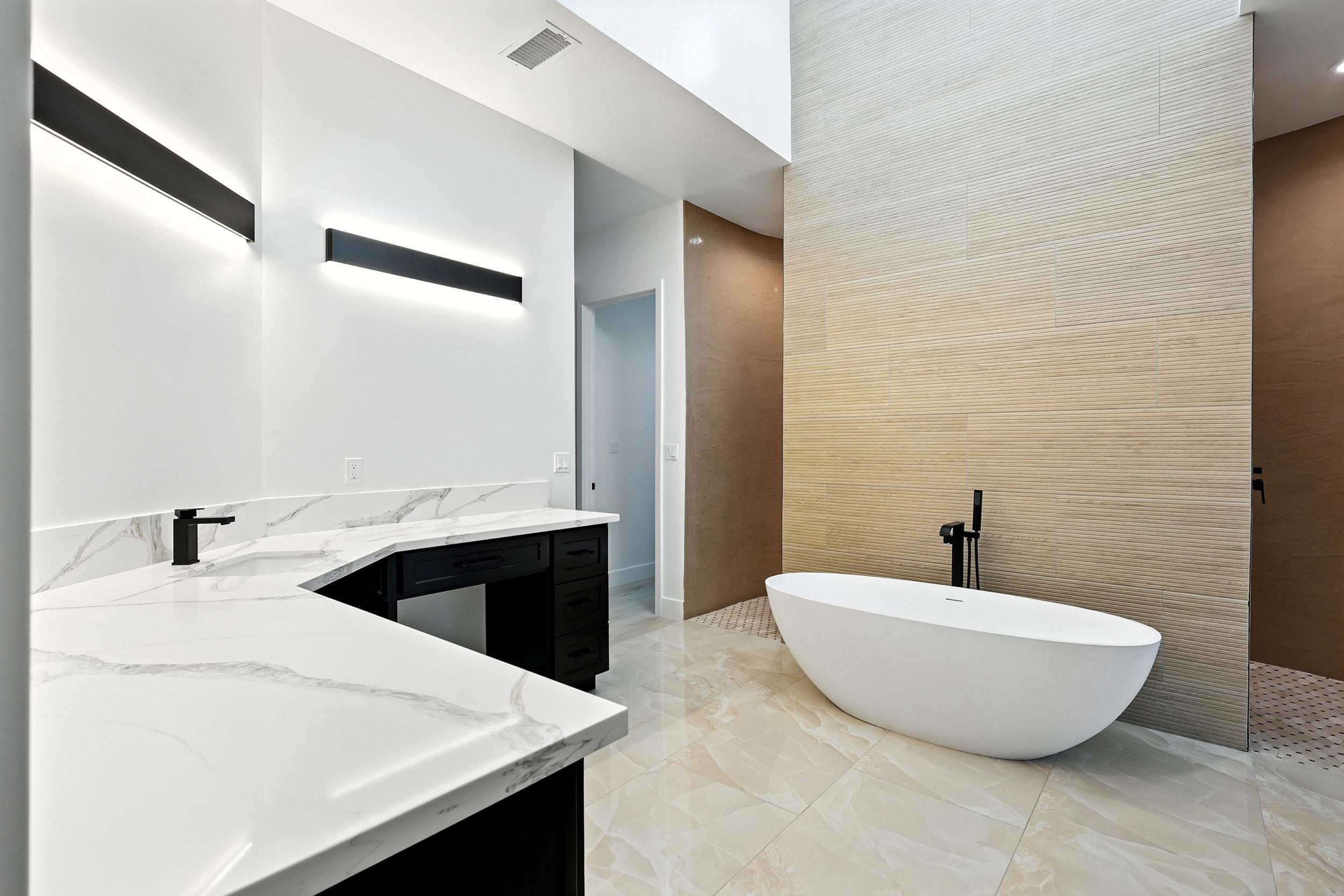 2016 Contreras Road NE